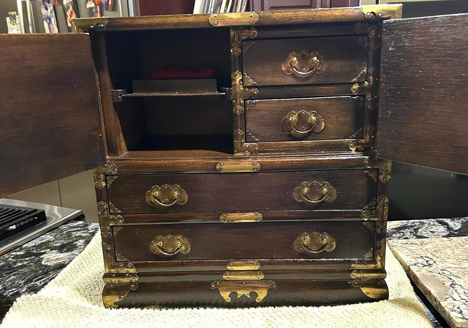 1970s Korean, Tansu-Style, Jewelry Chest Made of Elmwood and Decorated With Brass Hardware - 2