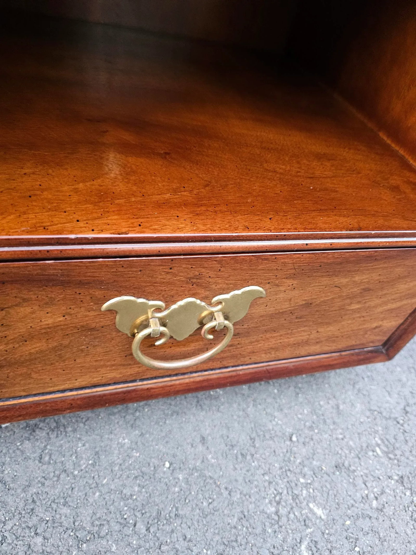 Vintage Pair of Henredon Chinoiserie Nightstands - 7
