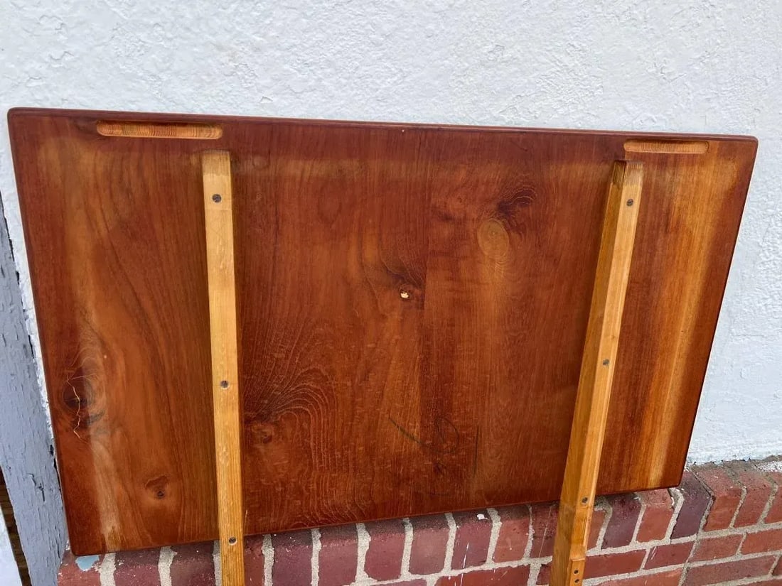 Mid Century Danish Teak Pull Out Dining Table. In the Manner of Ib Kofod Larsen. (1960s) - 12