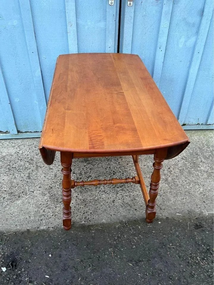 Antique Gate Legs Drop Leaf Dining Table. - 4