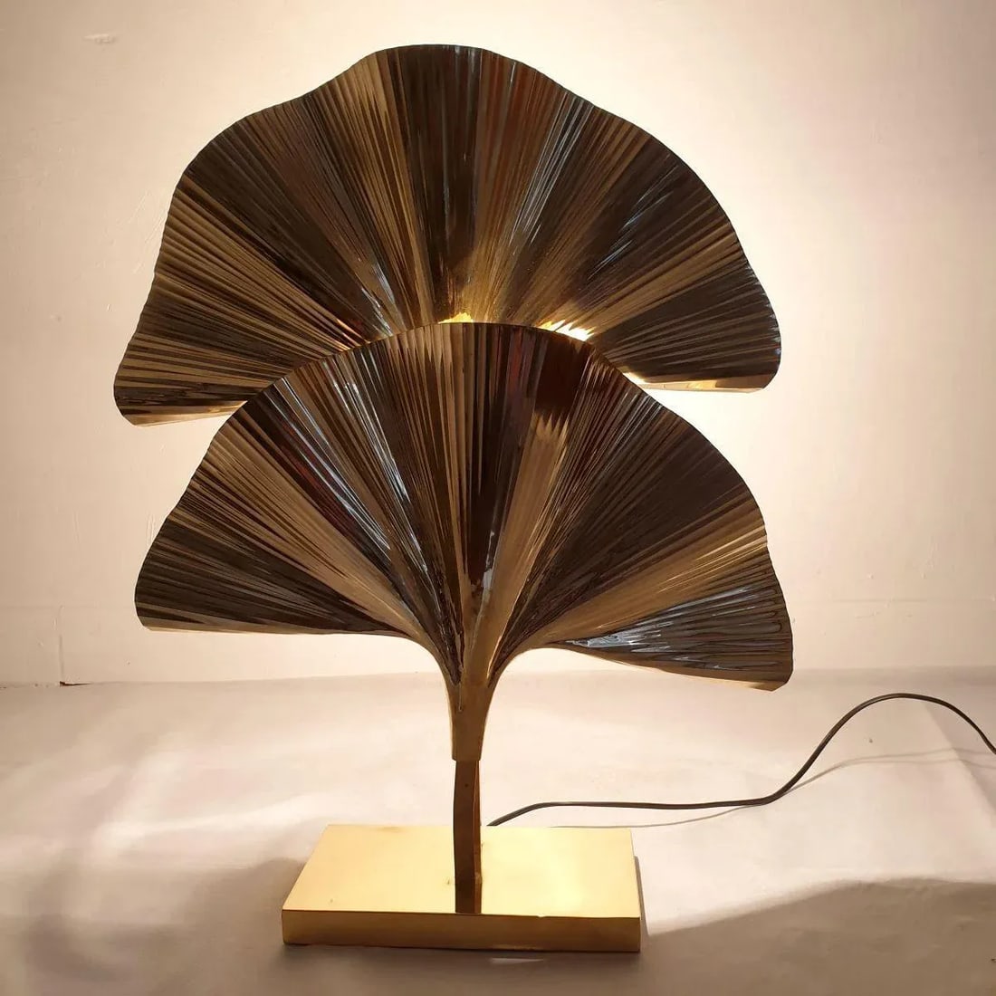 Pair of Ginkgo Brass Table Lamps, Italy - 4