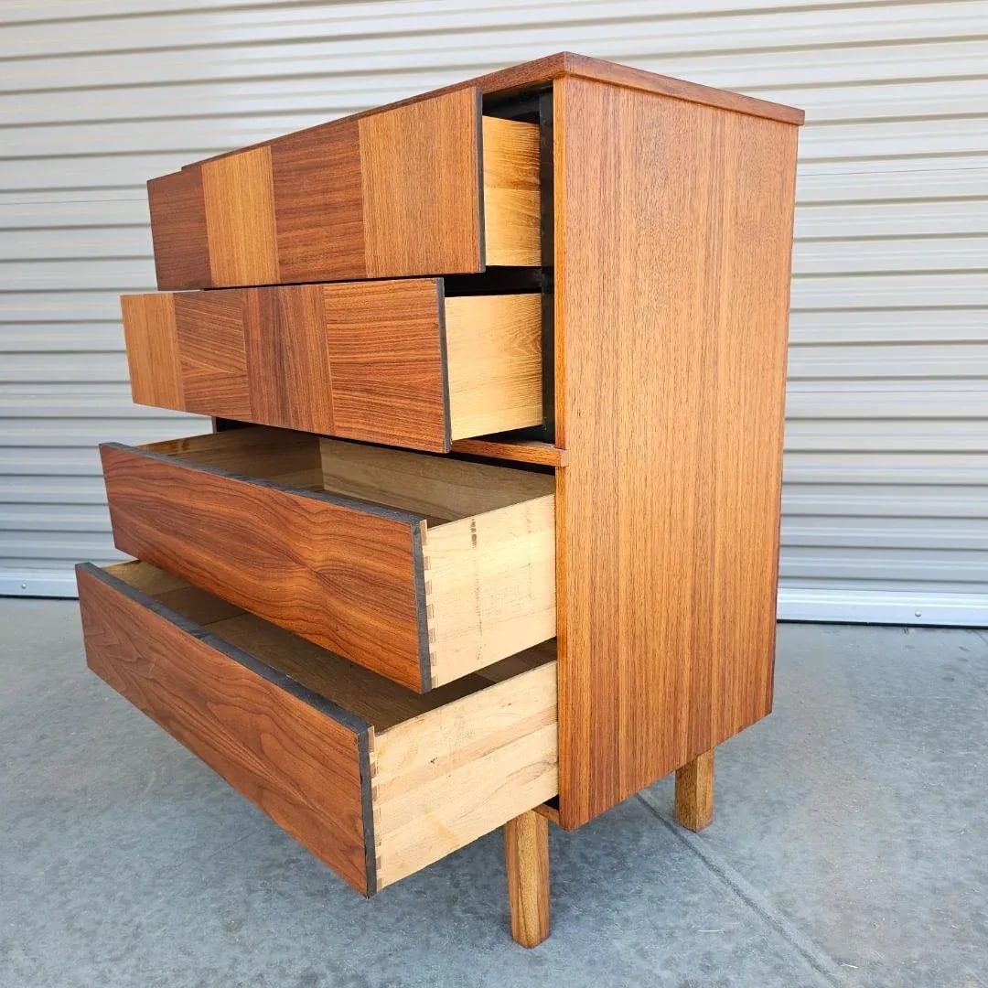 1960s Mid Century Chest of Drawers - 10