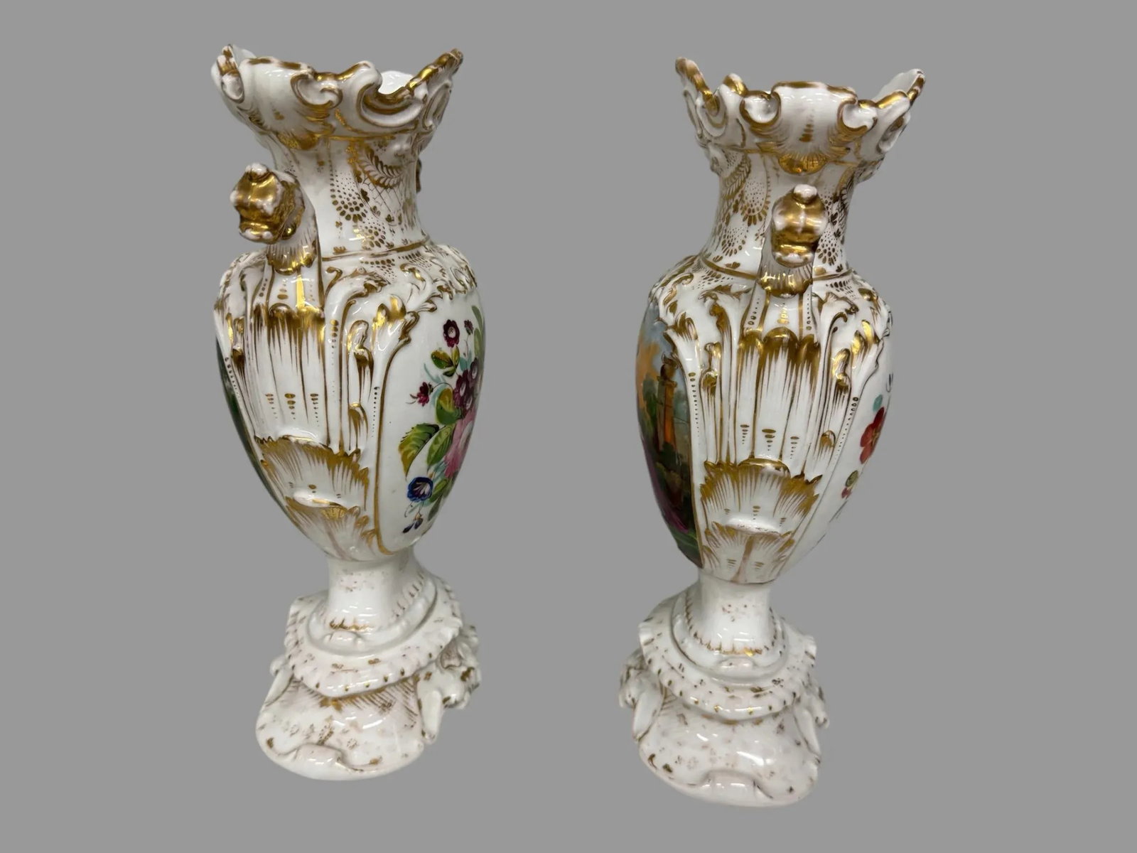 Pair of Late 19th Century Old Paris Porcelain Courting Scene & Floral Decorated Vases With Figural L - 11