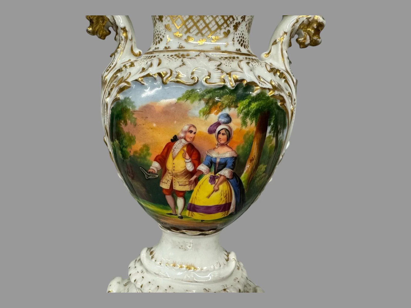 Pair of Late 19th Century Old Paris Porcelain Courting Scene & Floral Decorated Vases With Figural L - 8
