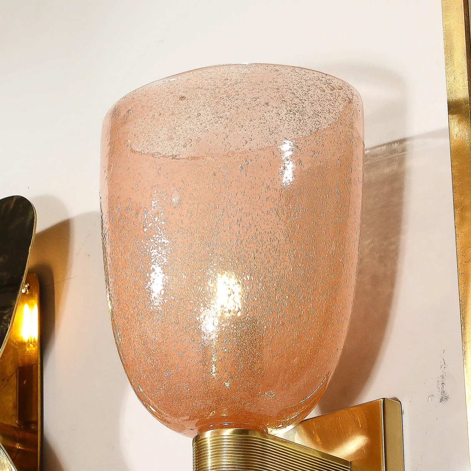Modernist Hand-Blown Murano Glass Pulegoso Sconces in Smoked Rose & Brass - 8