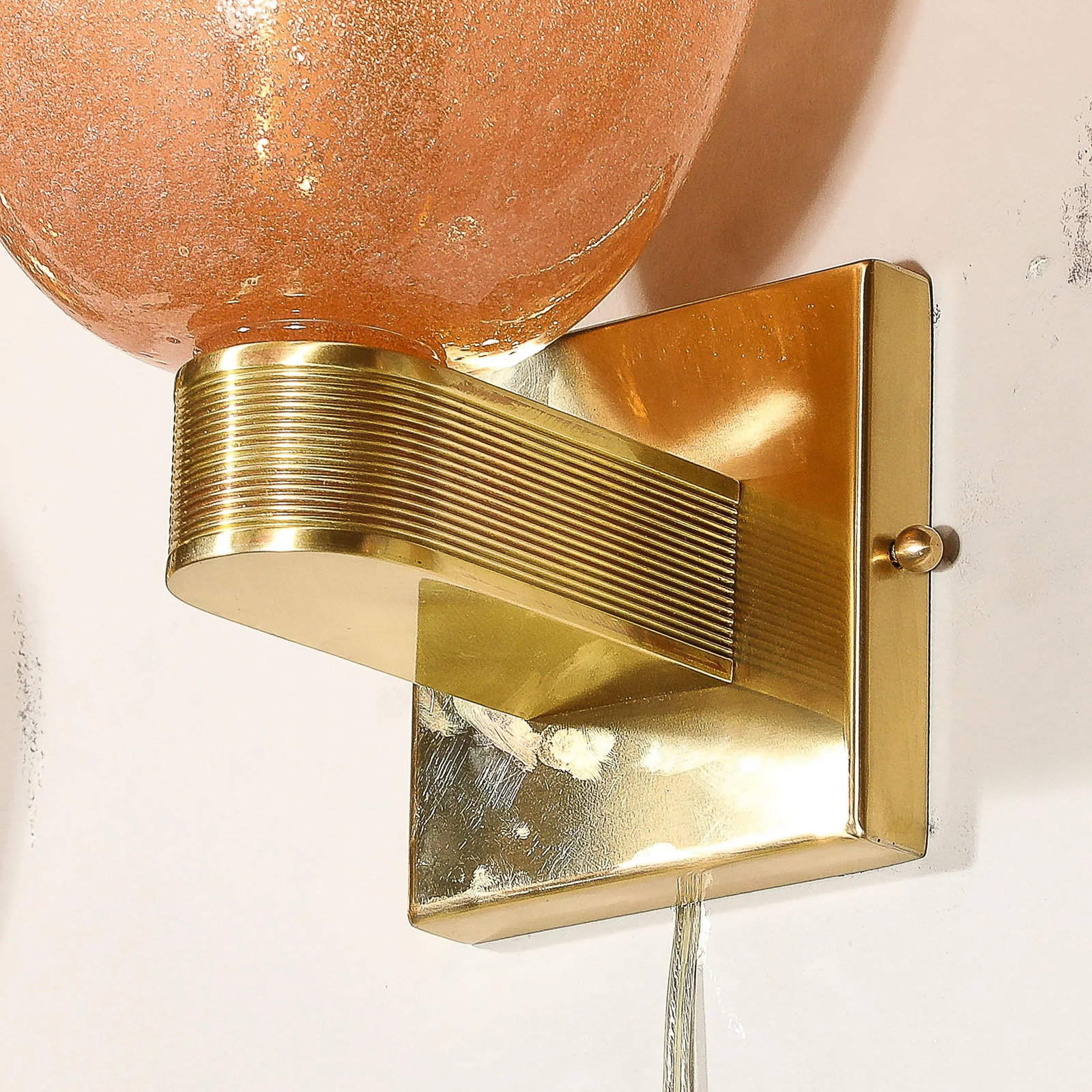 Modernist Hand-Blown Murano Glass Pulegoso Sconces in Smoked Rose & Brass - 9