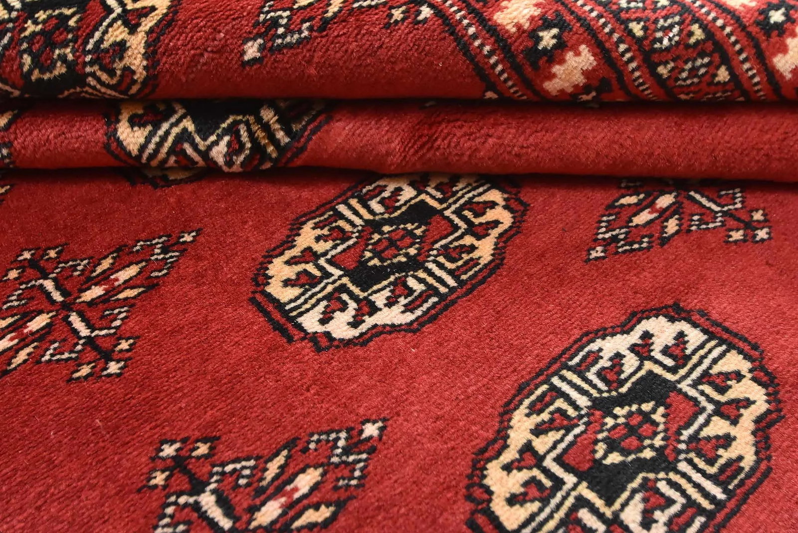 Bokhara Rug 6â€™1â€ X 10â€™2â€ - 8