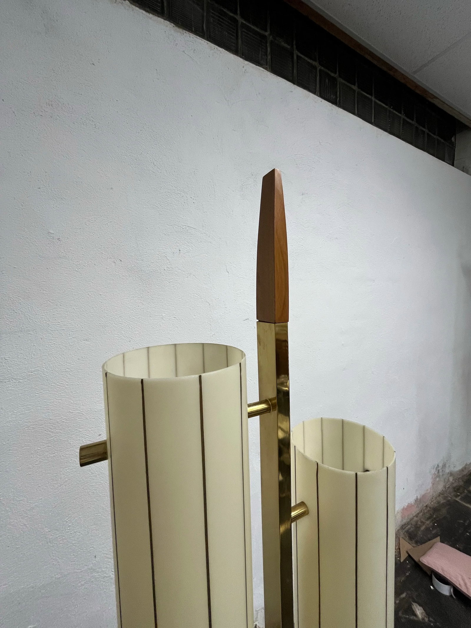 Mid Century Brass Floor Lamp Parzinger Laurel Thurston - 10