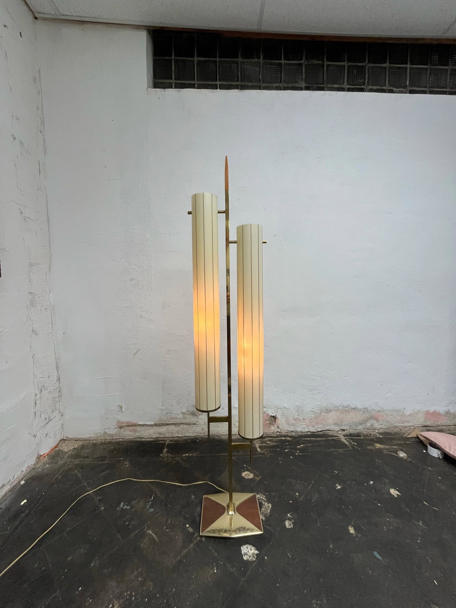 Mid Century Brass Floor Lamp Parzinger Laurel Thurston - 2
