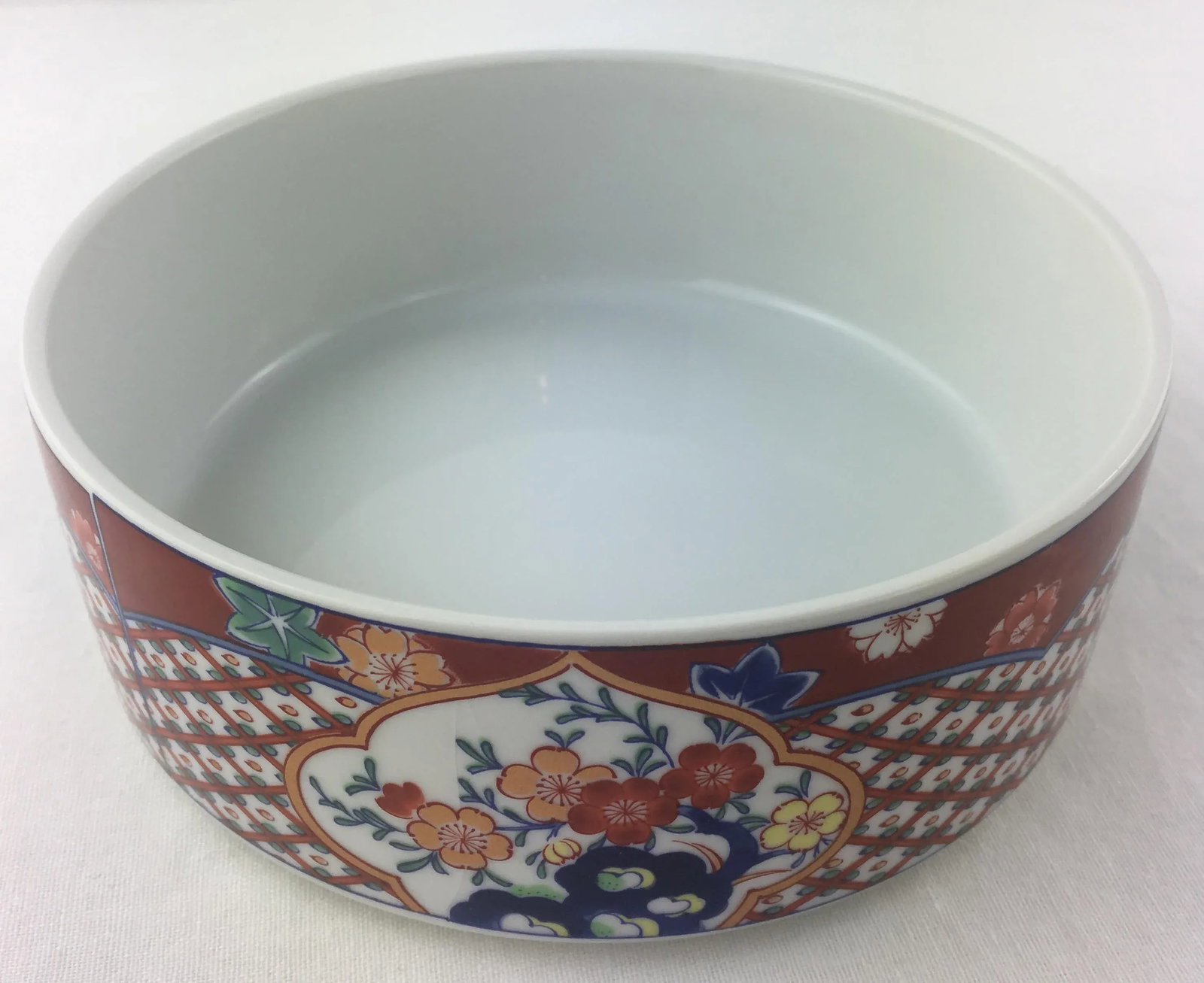 Japanese Hand-Painted Porcelain Lidded Serving Dish, Trinket or Jewelry Box - 4