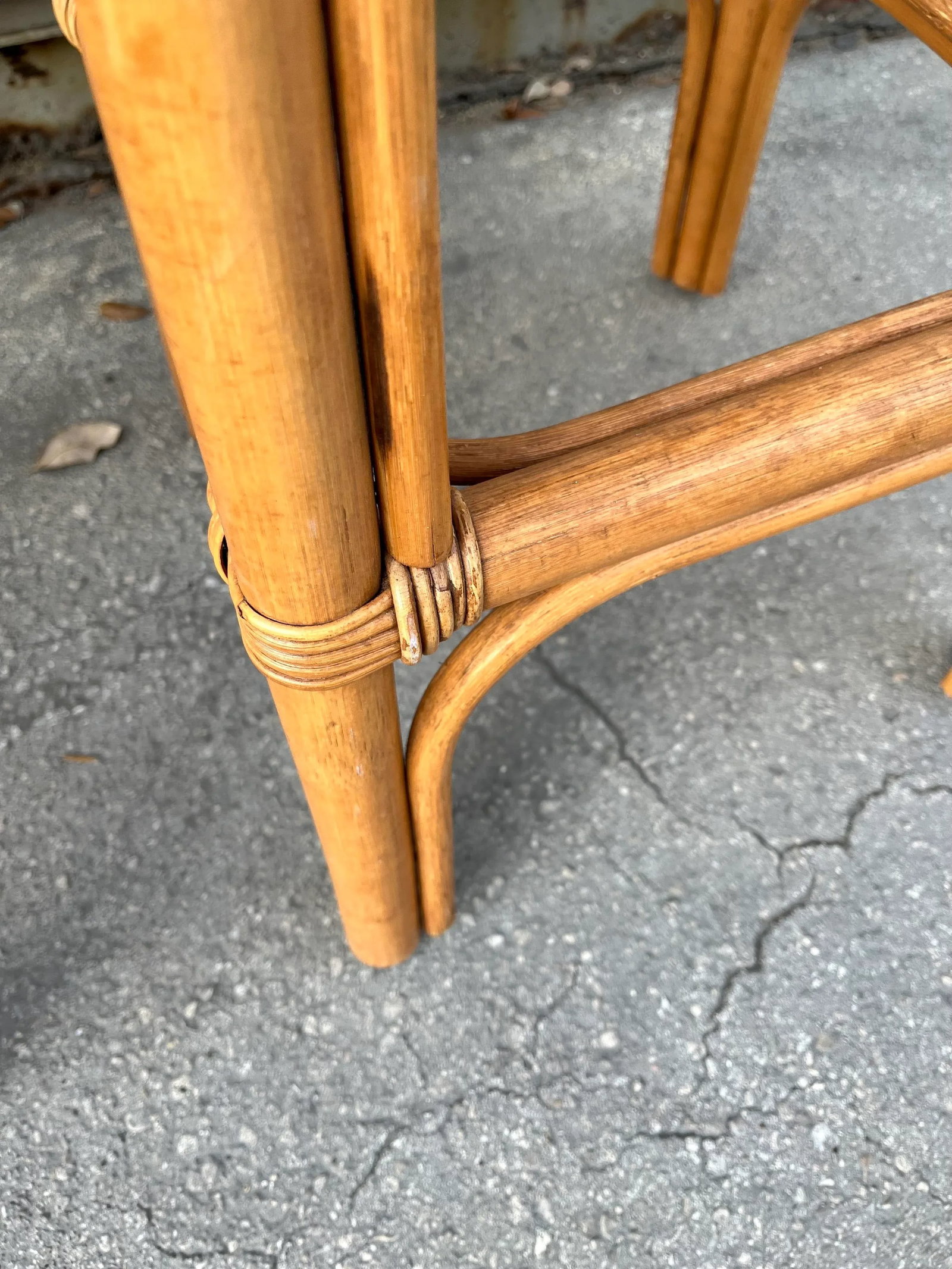 Pair of Coastal Style Rattan Bar Stools, Circa 1970s - 11
