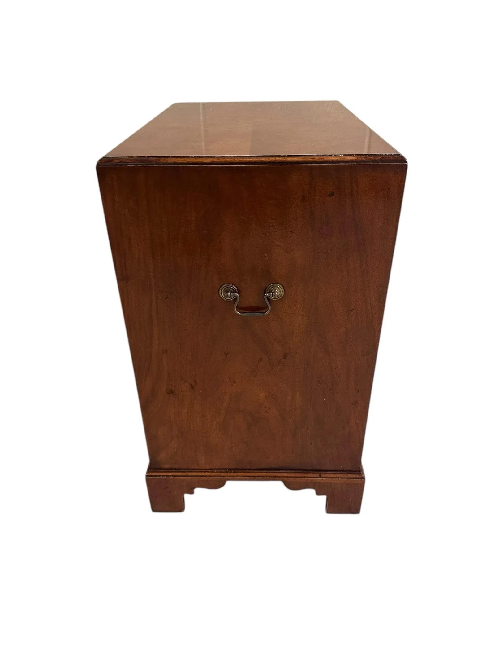 Antique George III Flame Mahogany Bachelors Chest With Brass Hardware - 8