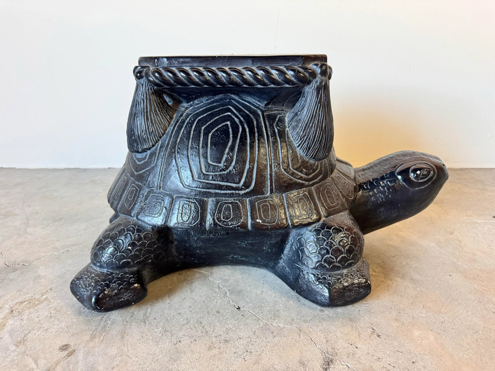 Hollywood Regency Pottery Turtle Indoor Plant Stand - 7