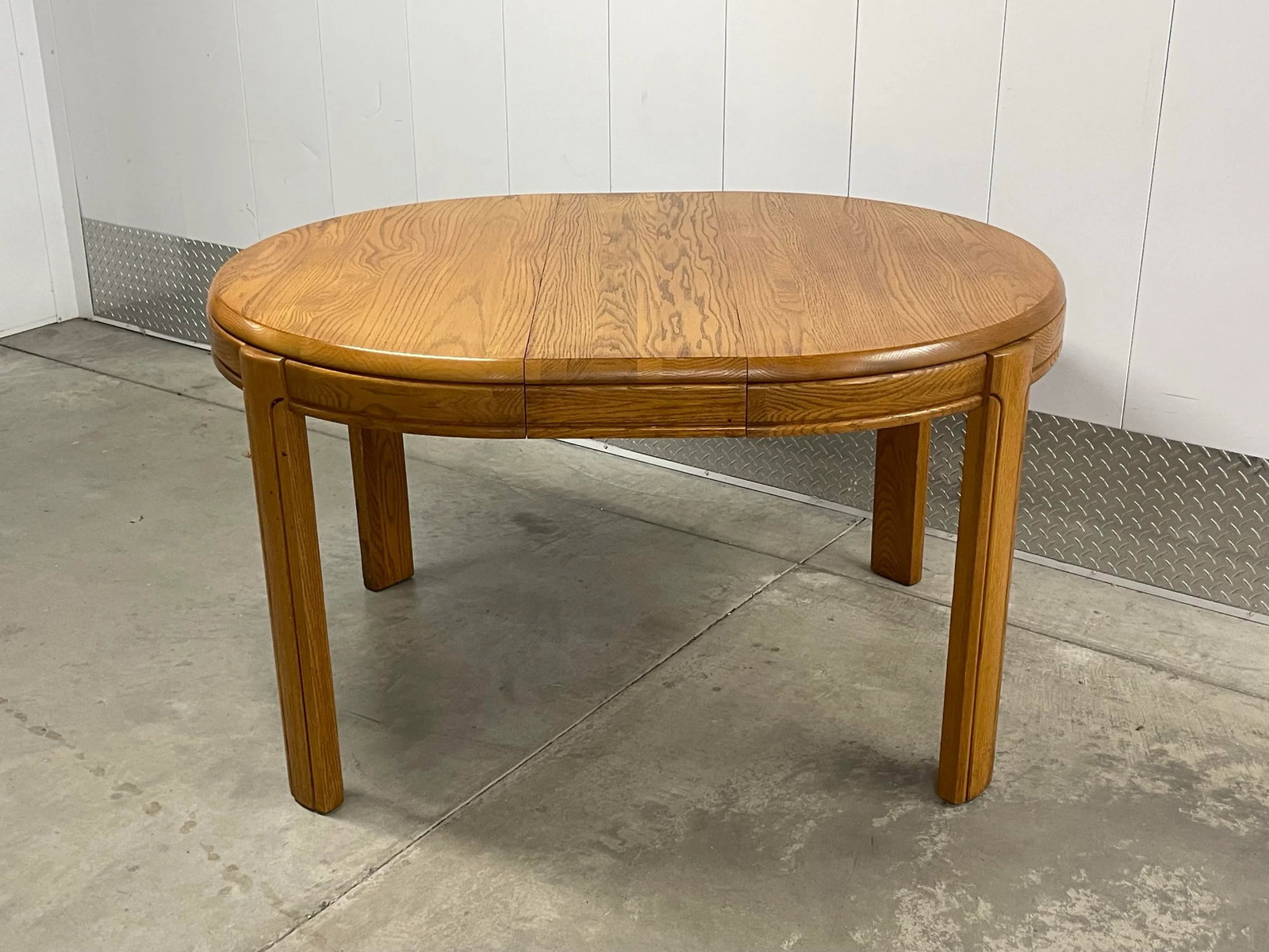 Round Oak Parson Dining Table - 2