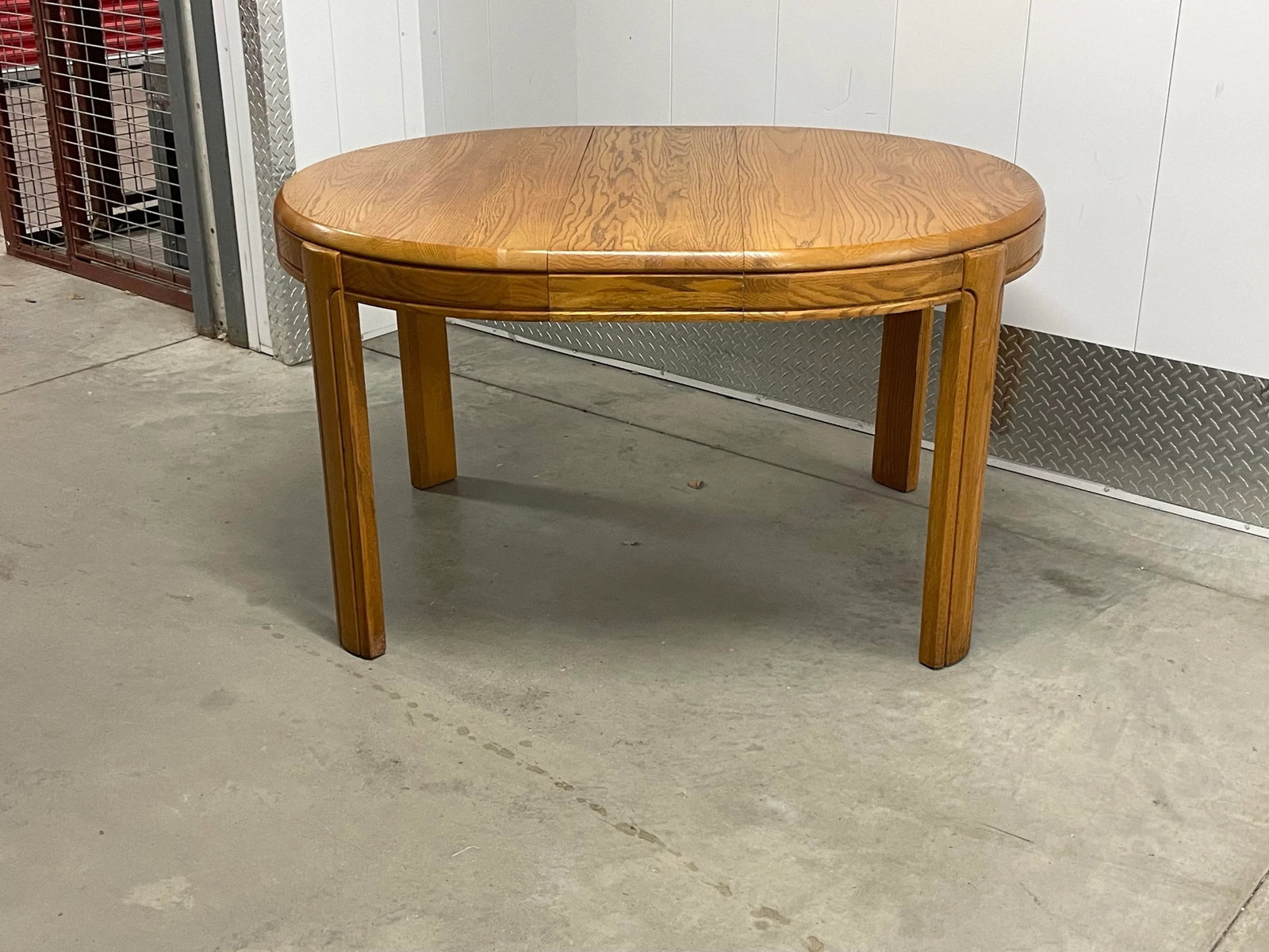 Round Oak Parson Dining Table - 5
