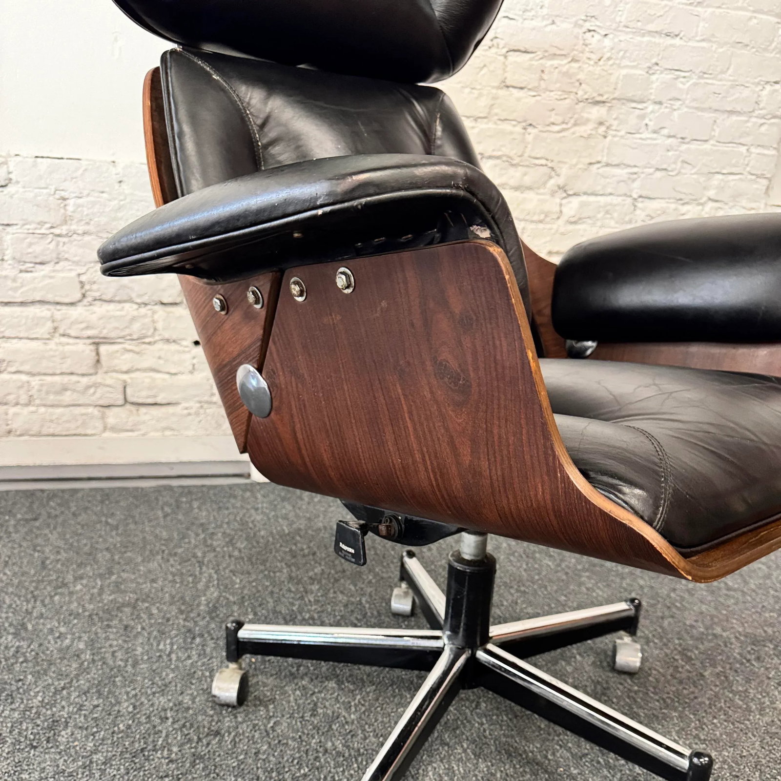 70s Leather & Rosewood Probjeto Desk Chair by Carlo Fondaro - 7