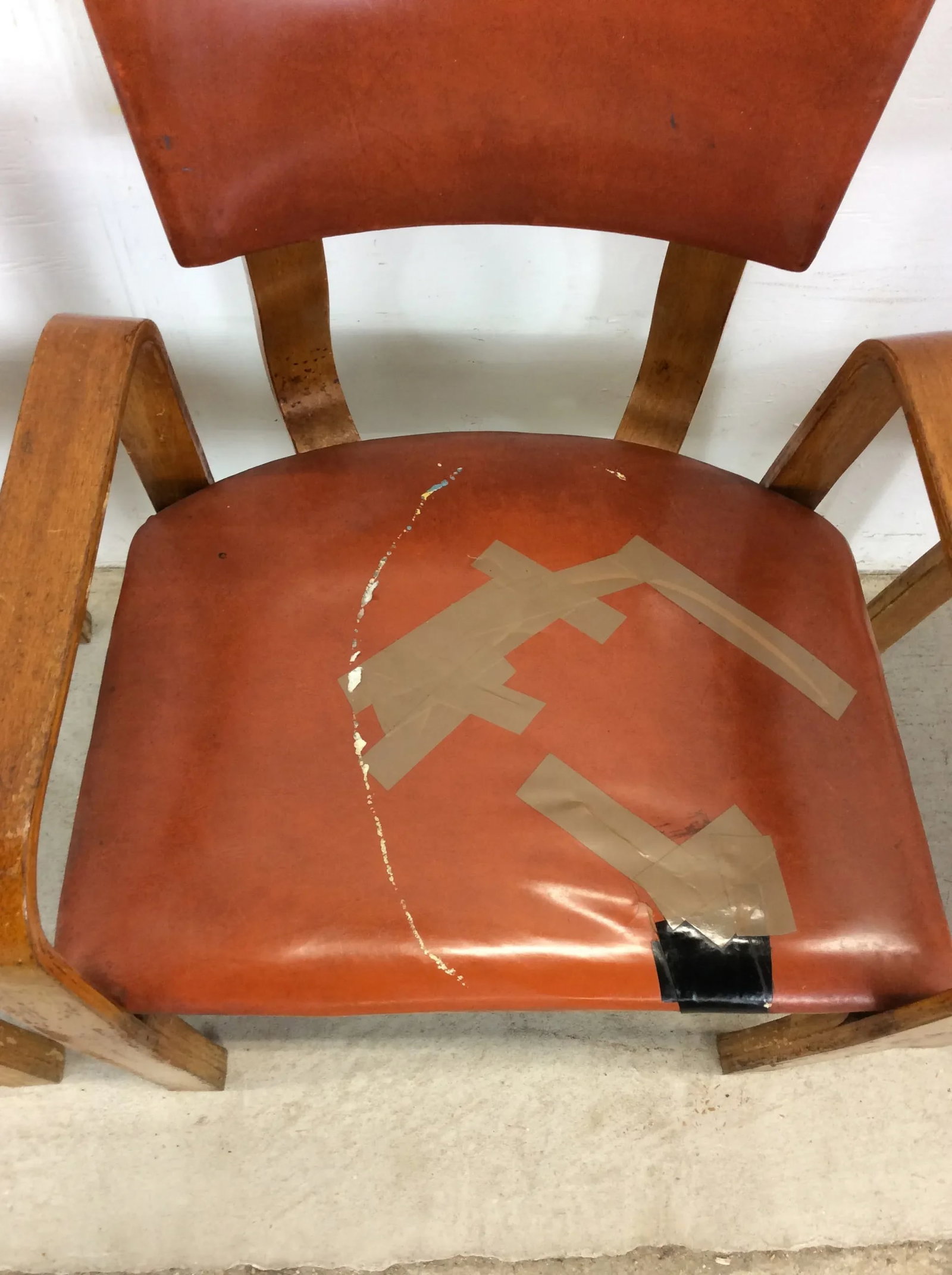 Set of 4 Mid Century Bentwood Dining Chairs Styled After Thonet - 8