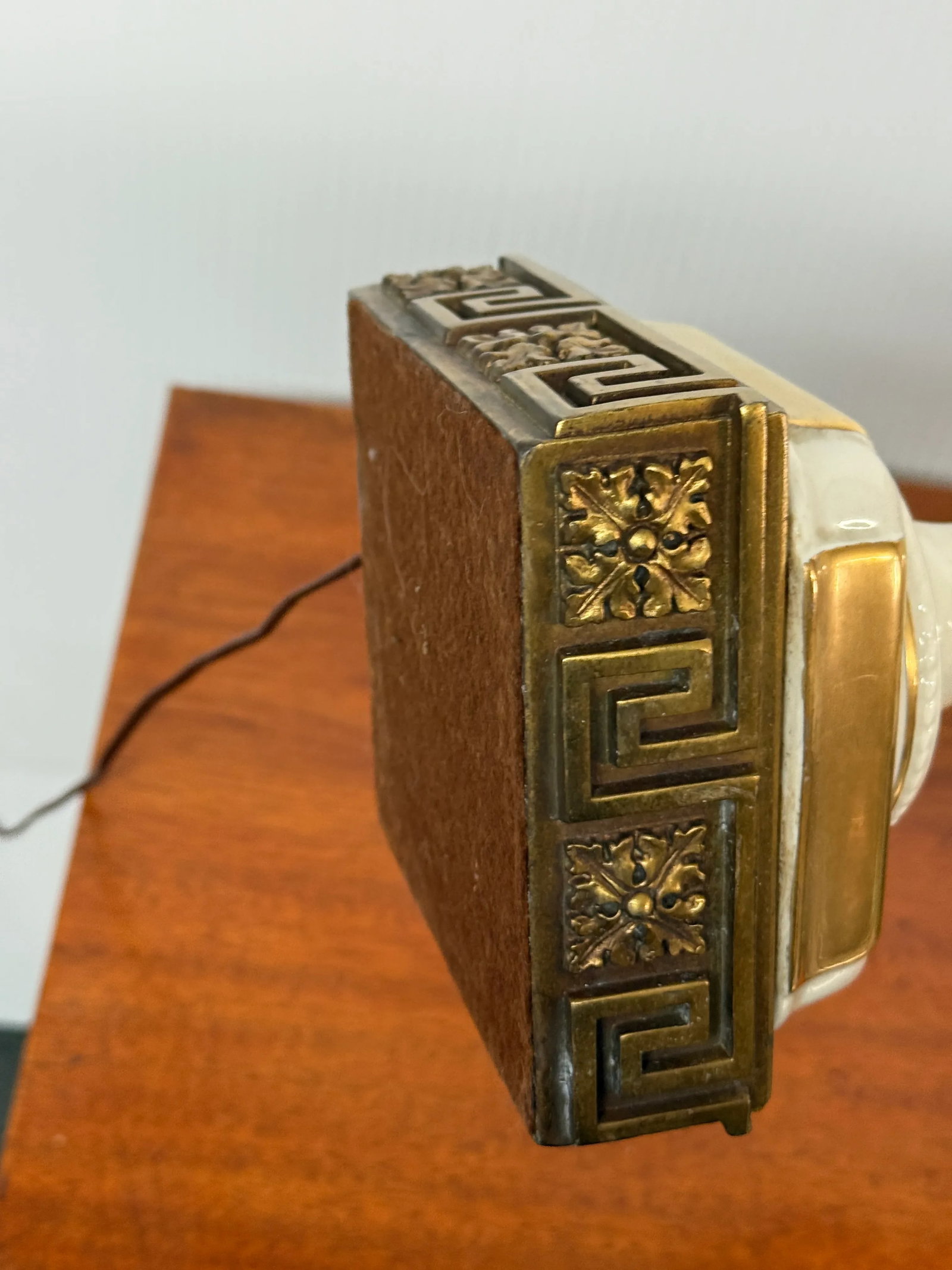 Vintage Chelsea House Jardiniere Porcelain Table Lamp - 6