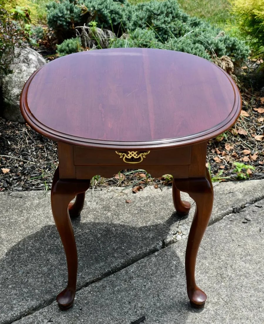 Vintage Nob Creek Oval CherryWood Queen Anne Style Table W/Drawer - 3