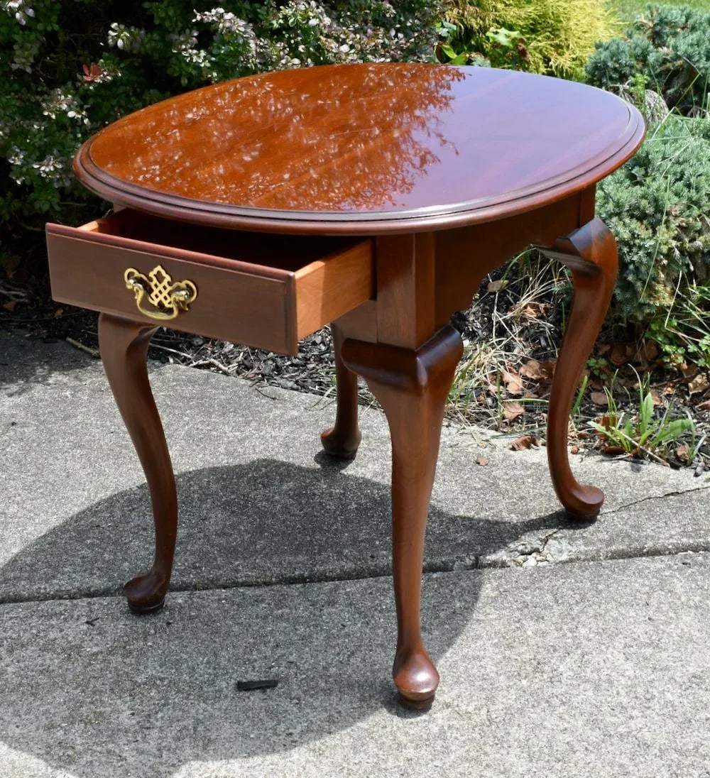Vintage Nob Creek Oval CherryWood Queen Anne Style Table W/Drawer - 7