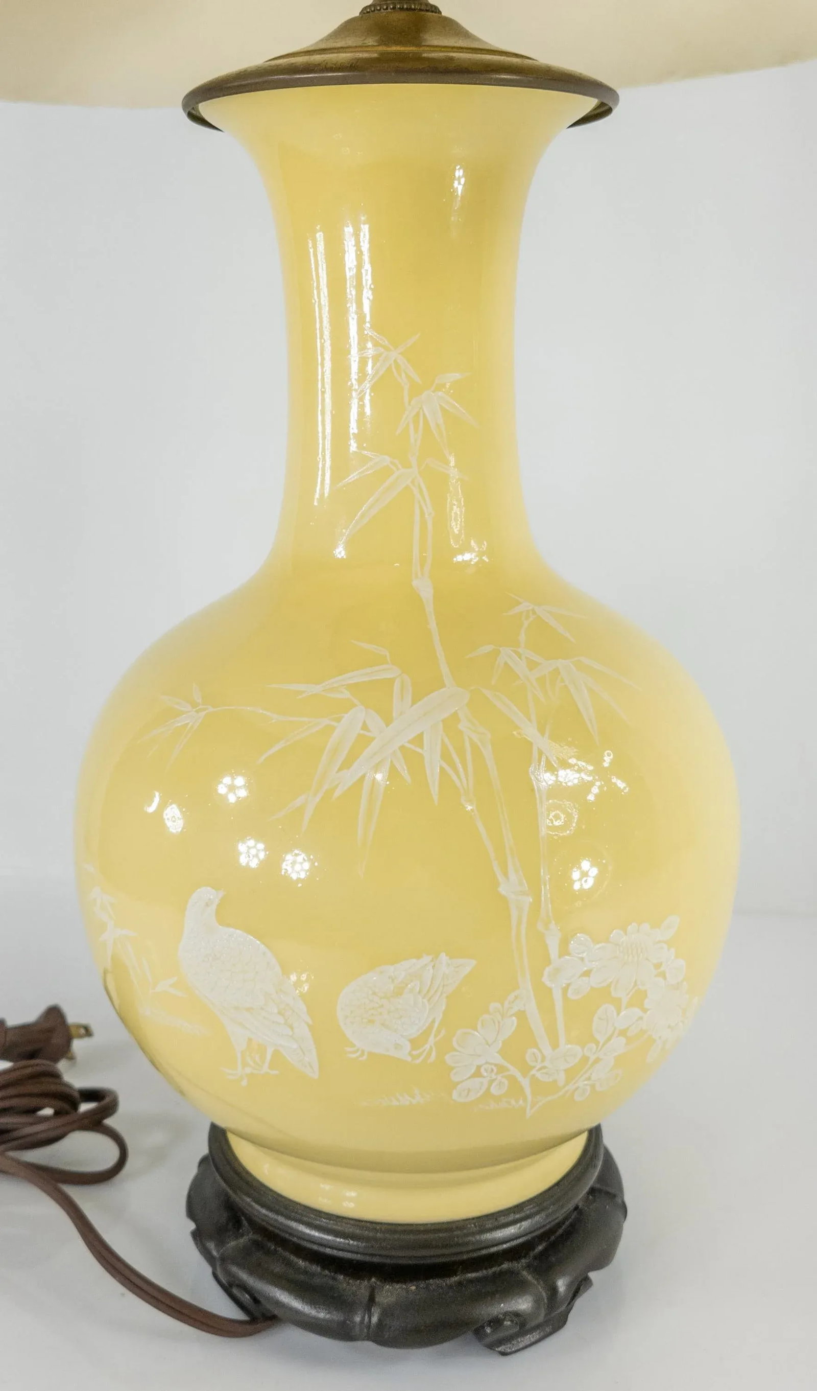 Vintage Mid 20th Century Pate-Sur-Pate Yellow Lamp - 7
