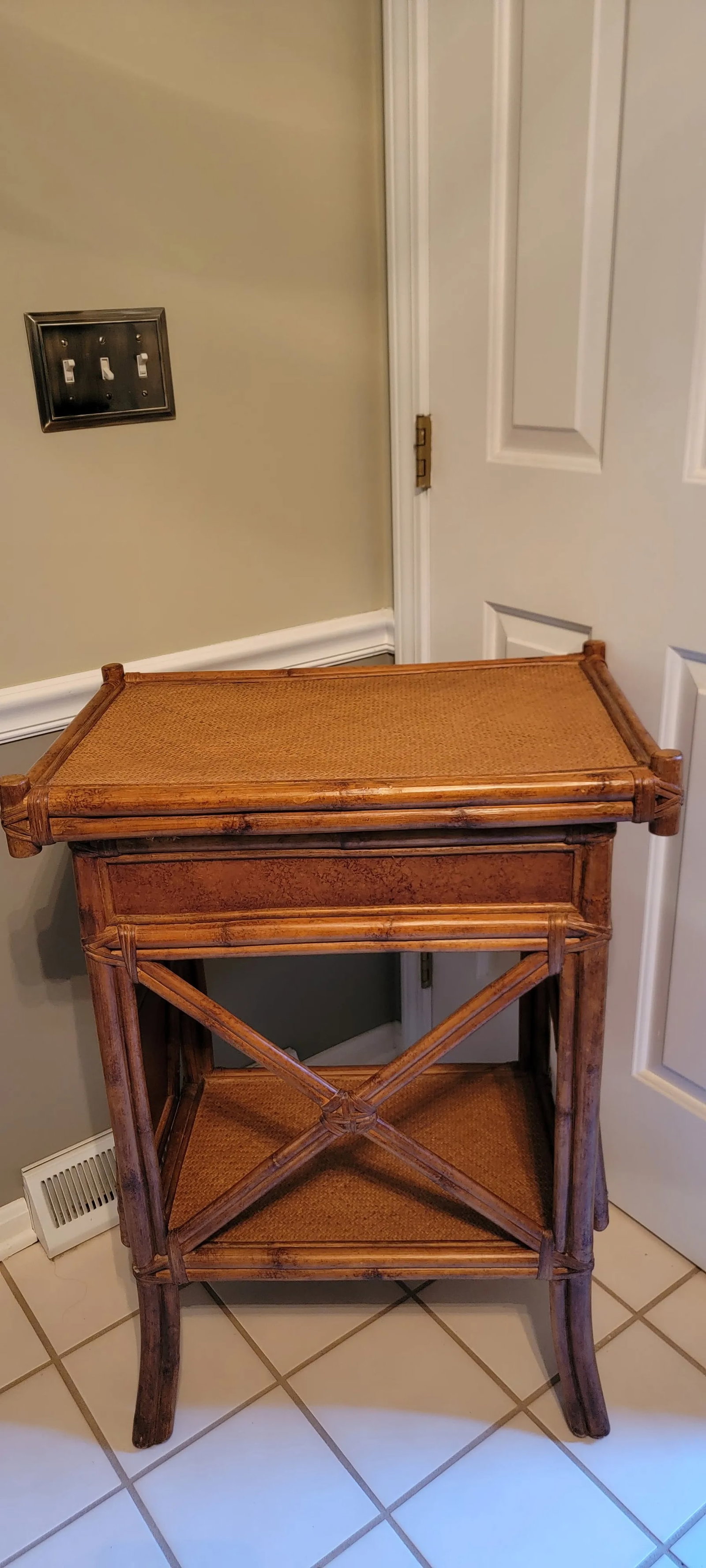 1920s Art Deco Bamboo and Rattan Side Table - 4