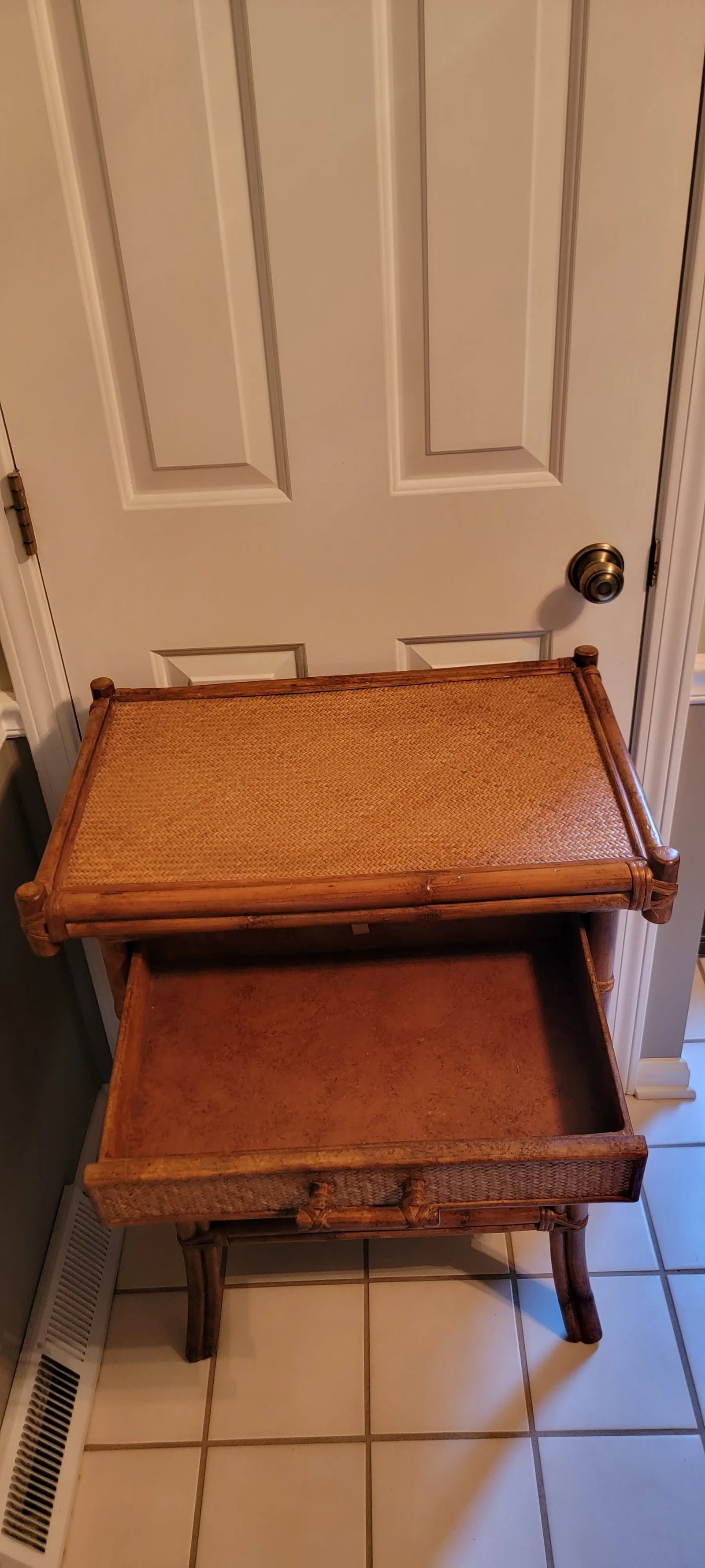 1920s Art Deco Bamboo and Rattan Side Table - 5
