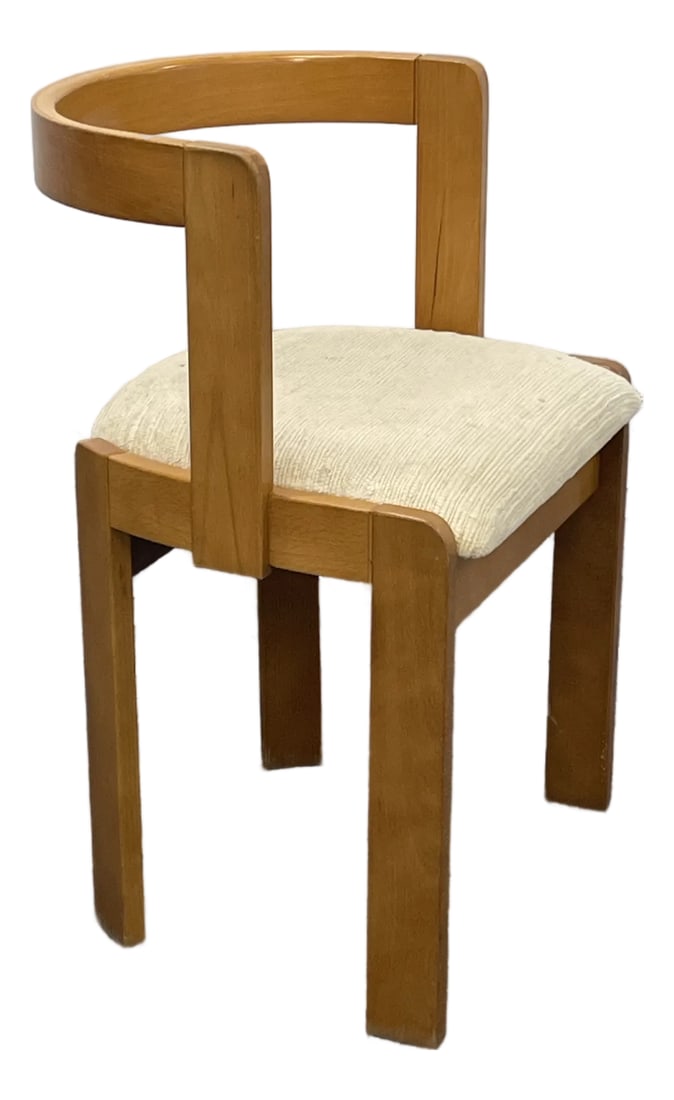 Intercontinental Furniture Side Chair in the Style of Herman Miller, Yugoslavia, Modern, McM, Vintag: A single side chair by Intercontinental Furniture in the style of Herman Miller Manufactured in Yugoslavia Mid Century Modern Vintage Condition: Alterations: Original Condition Unaltered