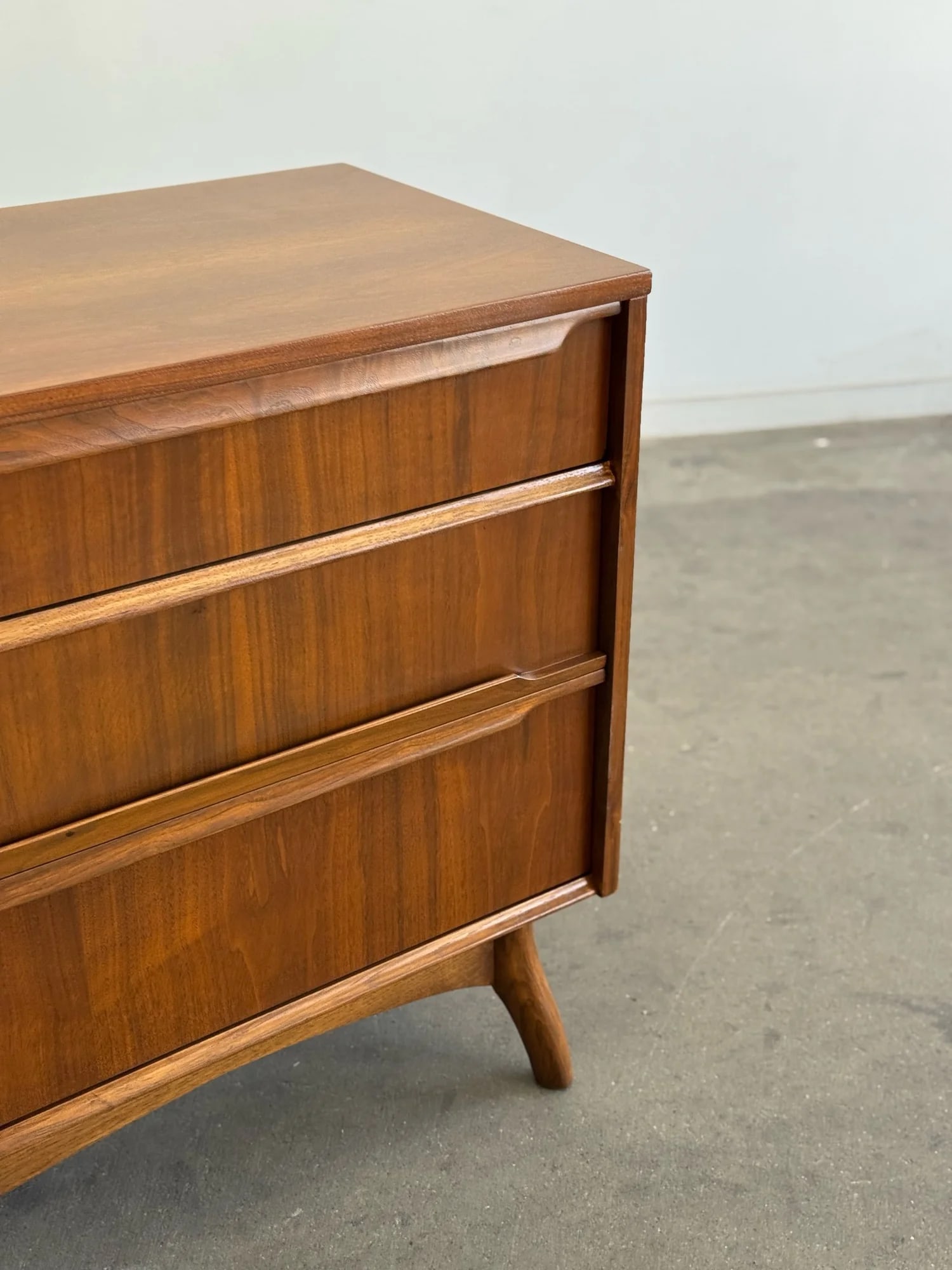1960s Kroehler Chest of Drawers - 2