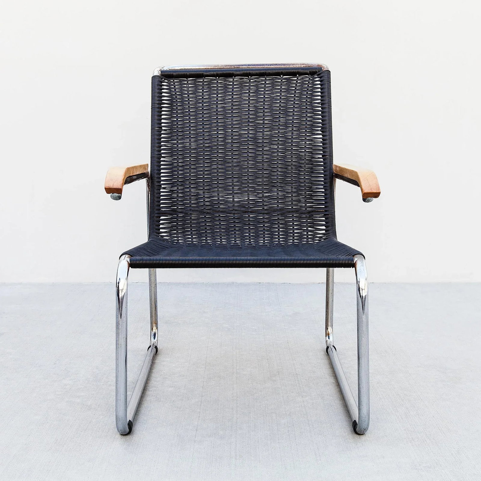 Vintage S35 Cantilevered Lounge Chair Attributed to Marcel Breuer - 10