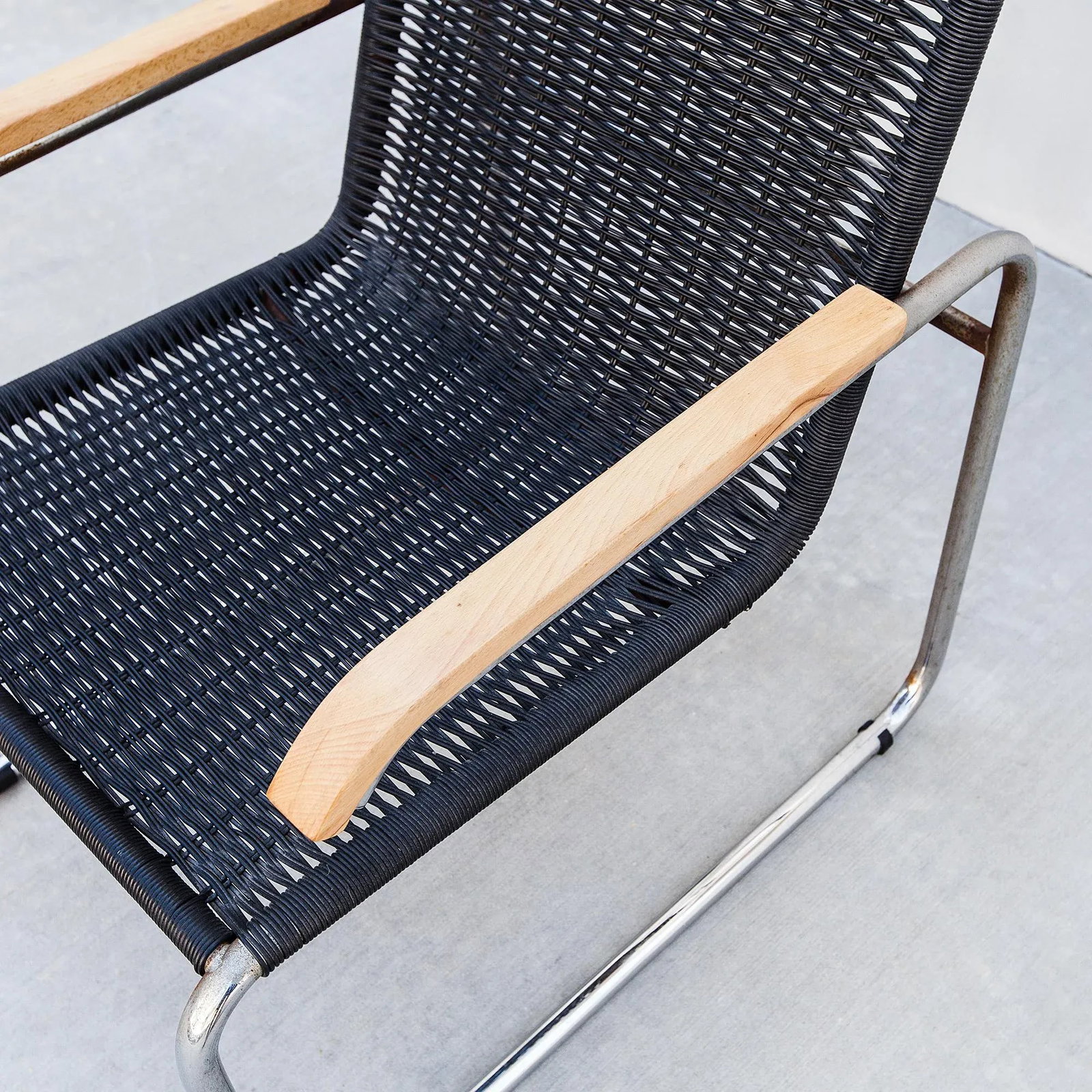 Vintage S35 Cantilevered Lounge Chair Attributed to Marcel Breuer - 3