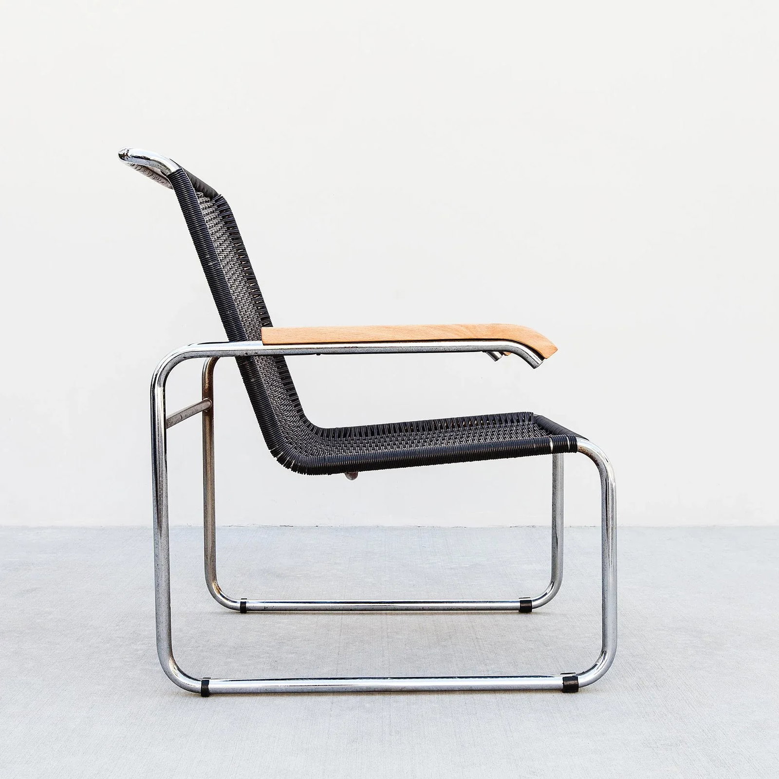 Vintage S35 Cantilevered Lounge Chair Attributed to Marcel Breuer - 5