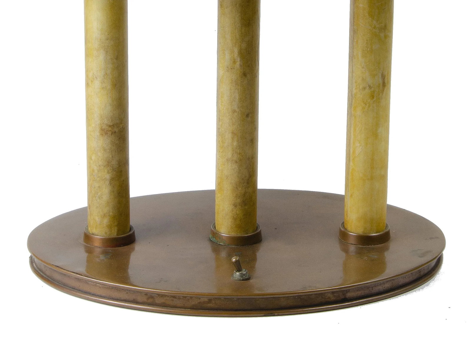 Mid-20th Century Modern Bouillotte Table Lamp With Brass Body and Shade, Italy - 7