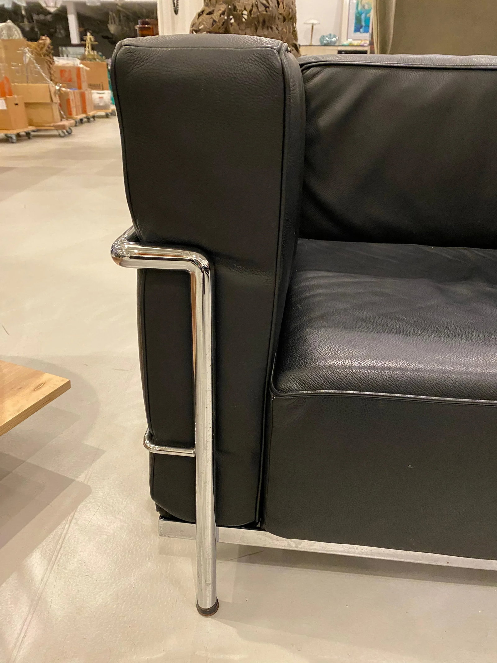 Pair of Chrome and Black Leather Club Chairs in the Style of Le Corbusier - 3