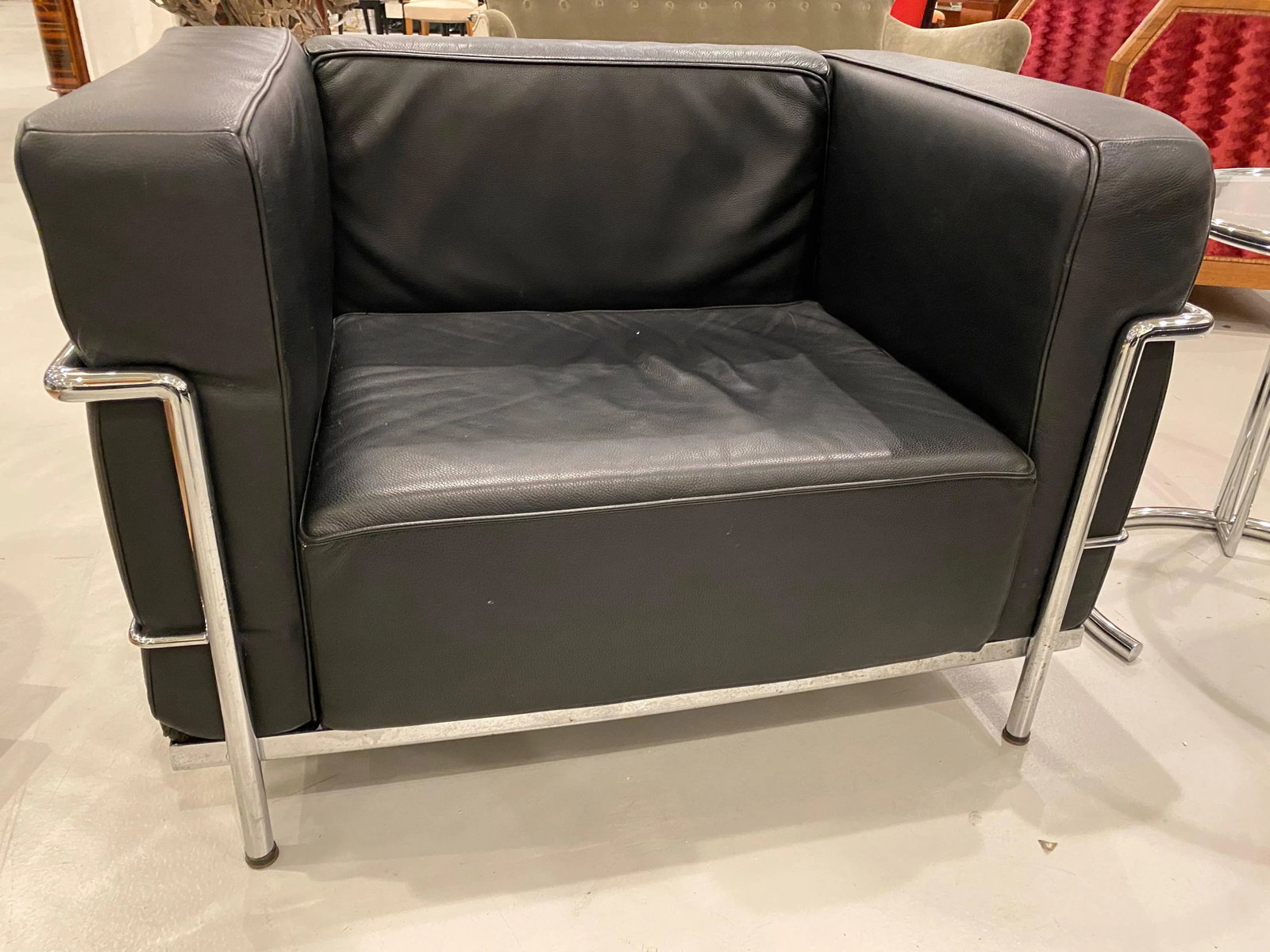 Pair of Chrome and Black Leather Club Chairs in the Style of Le Corbusier - 6