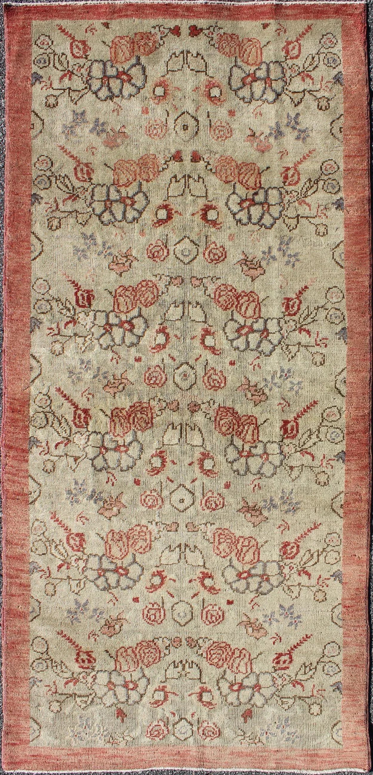 Vintage Turkish Oushak Rug With Pale Cream Field and Soft Rose Border - 8