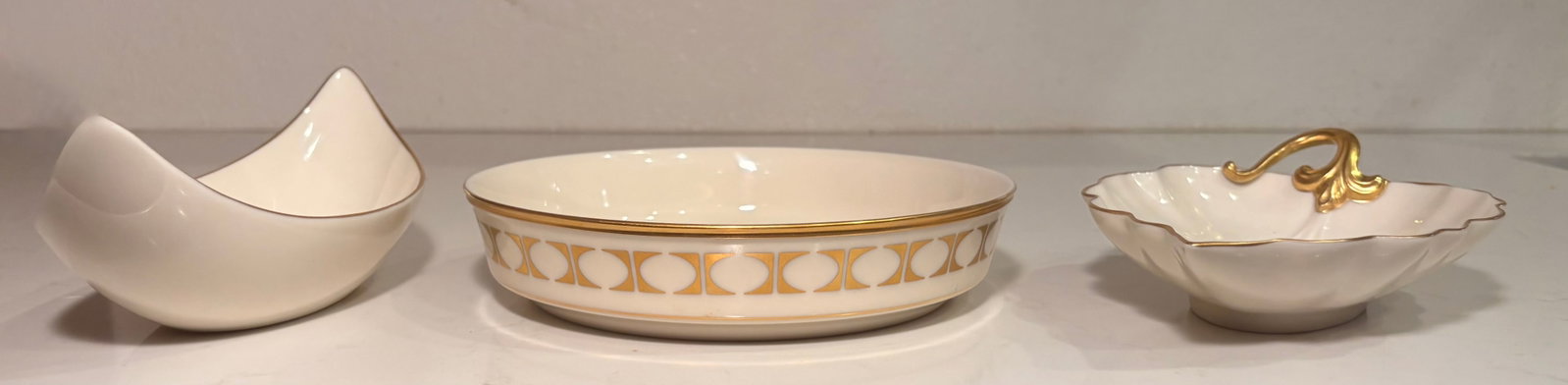 Hollywood Regency Lenox Ivory and Gold Catchall Curation-Set of 3 - 2