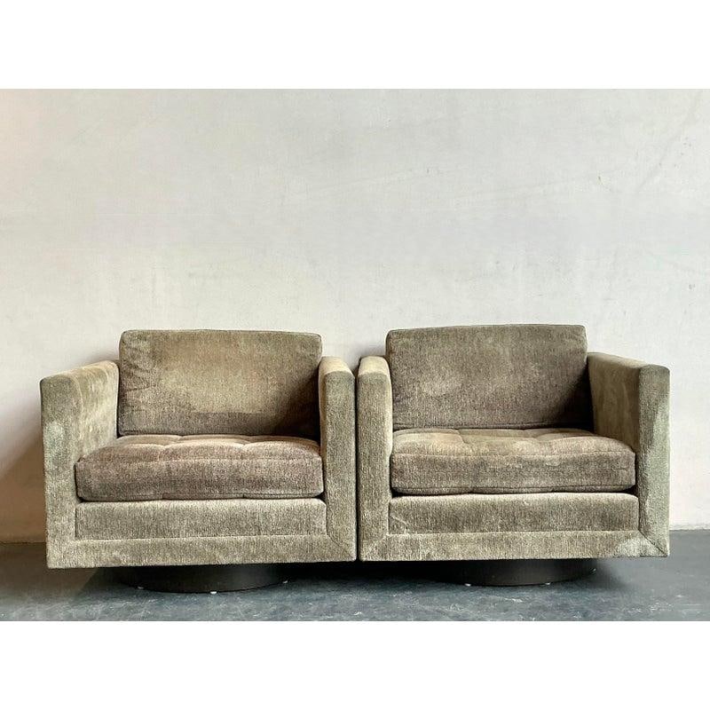 Vintage Boho Harvey Probber Swivel Chairs - A Pair - 5