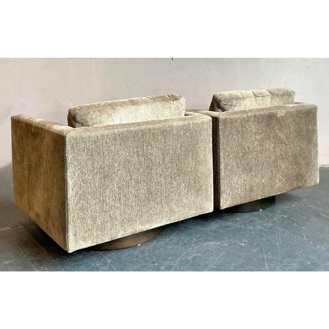 Vintage Boho Harvey Probber Swivel Chairs - A Pair - 9