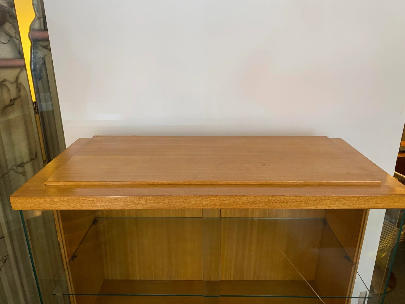 1930s Gilbert Rohde for Herman Miller Formal Dining Group Display Cabinet - 4