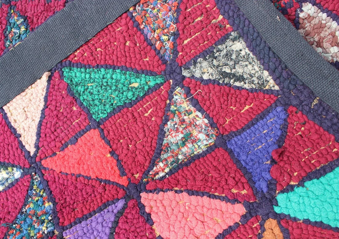 Checkerboard Vintage American Hooked Rug With Geometric Designs - 7