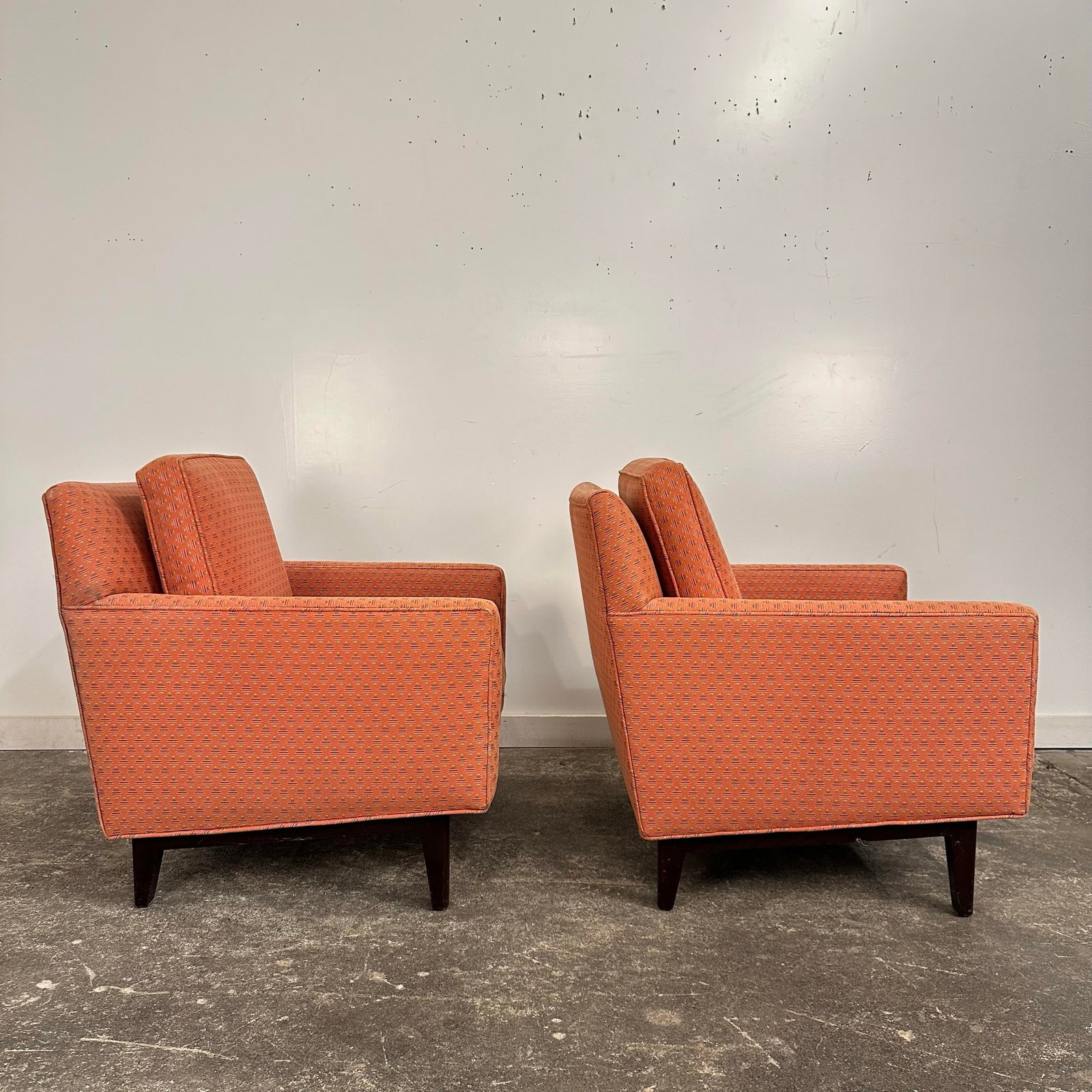 Pair of Edward Wormley for Dunbar Lounge Chairs - 3