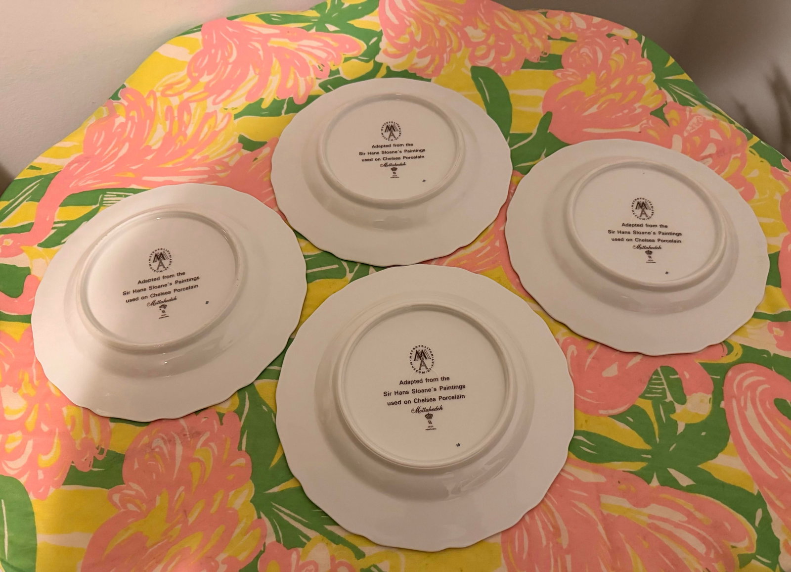 Chelsea Plates Botanical Design by Mottahedeh for Metropolitan Museum of Art - Set of 4 - 4