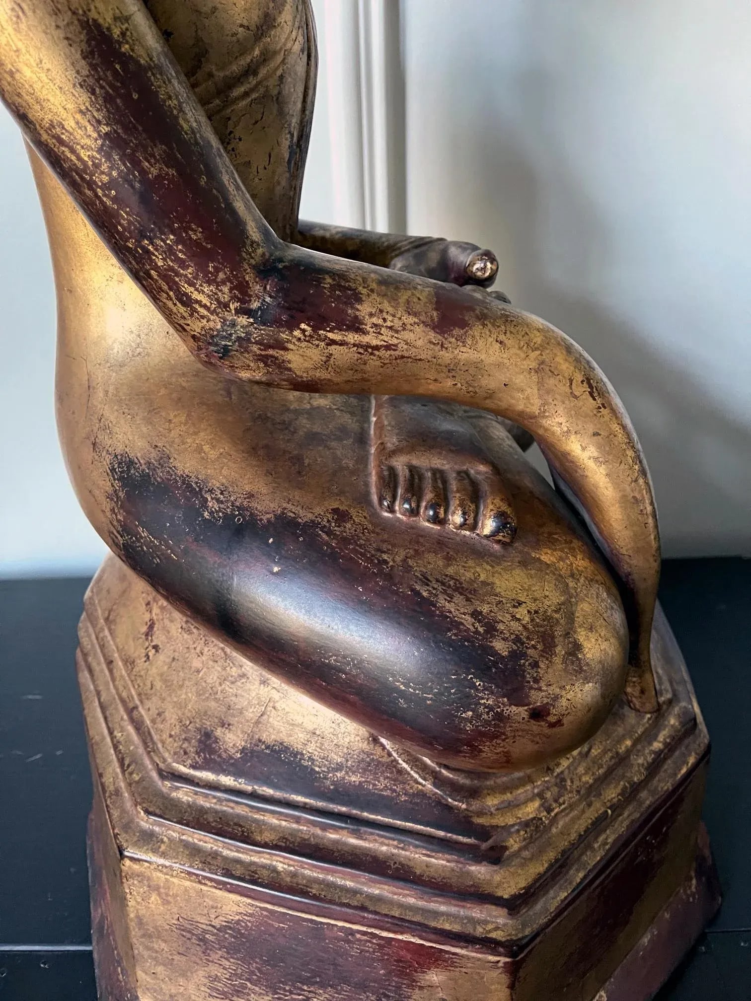 Large Lacquered Wood Antique Burmese Buddha Statue - 7