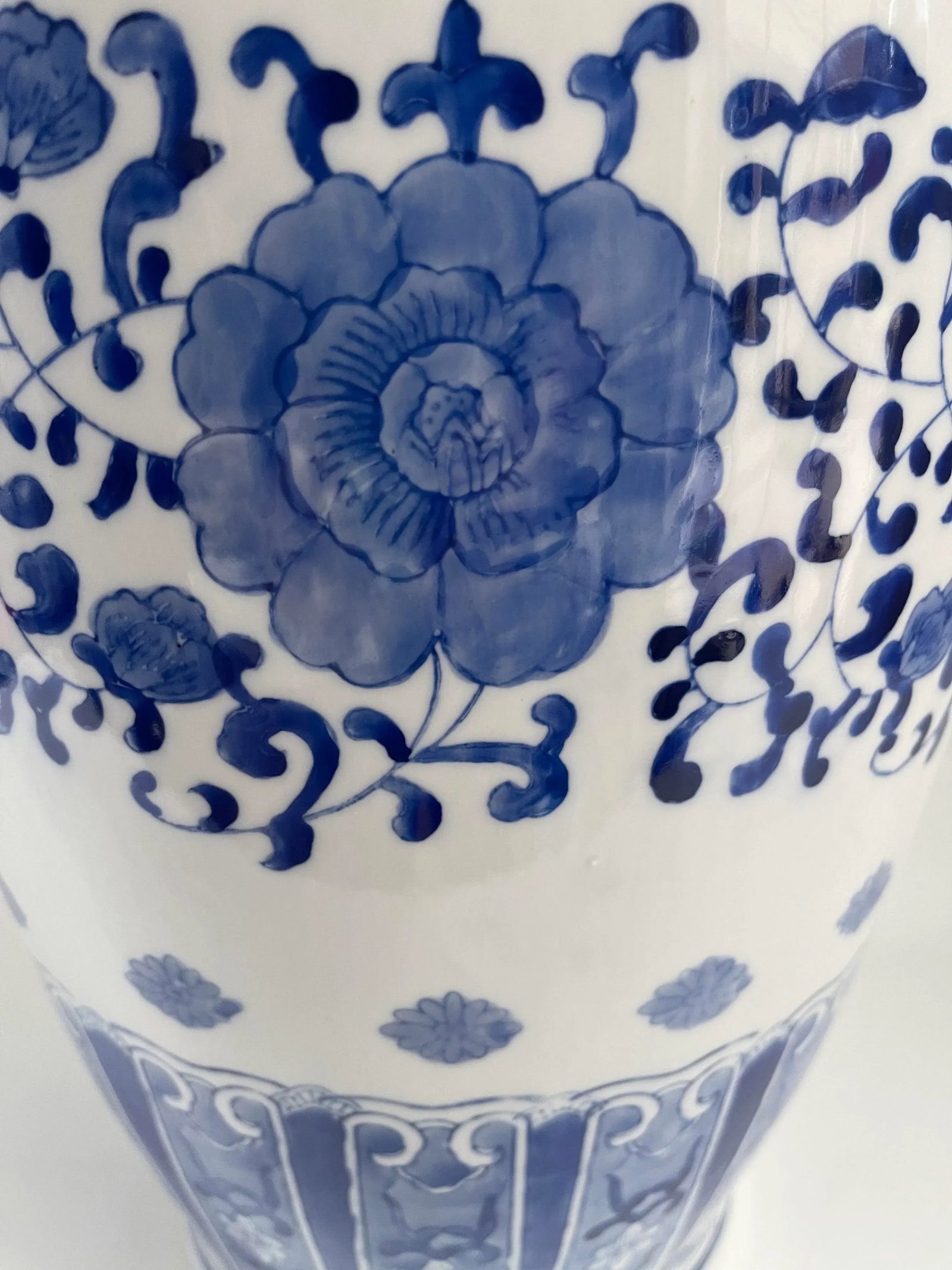 Monumental Chinese Blue & White Porcelain Vase - 7
