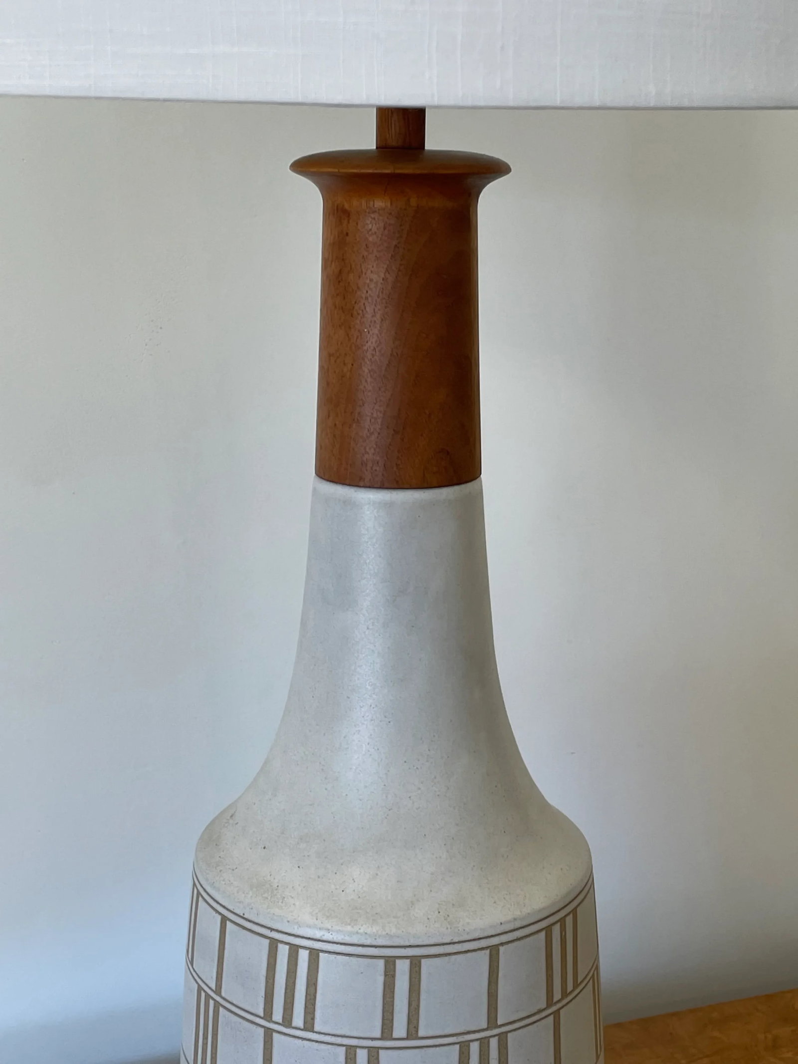 1960s Large Ceramic Table Lamp by Jane and Gordon Martz - 8