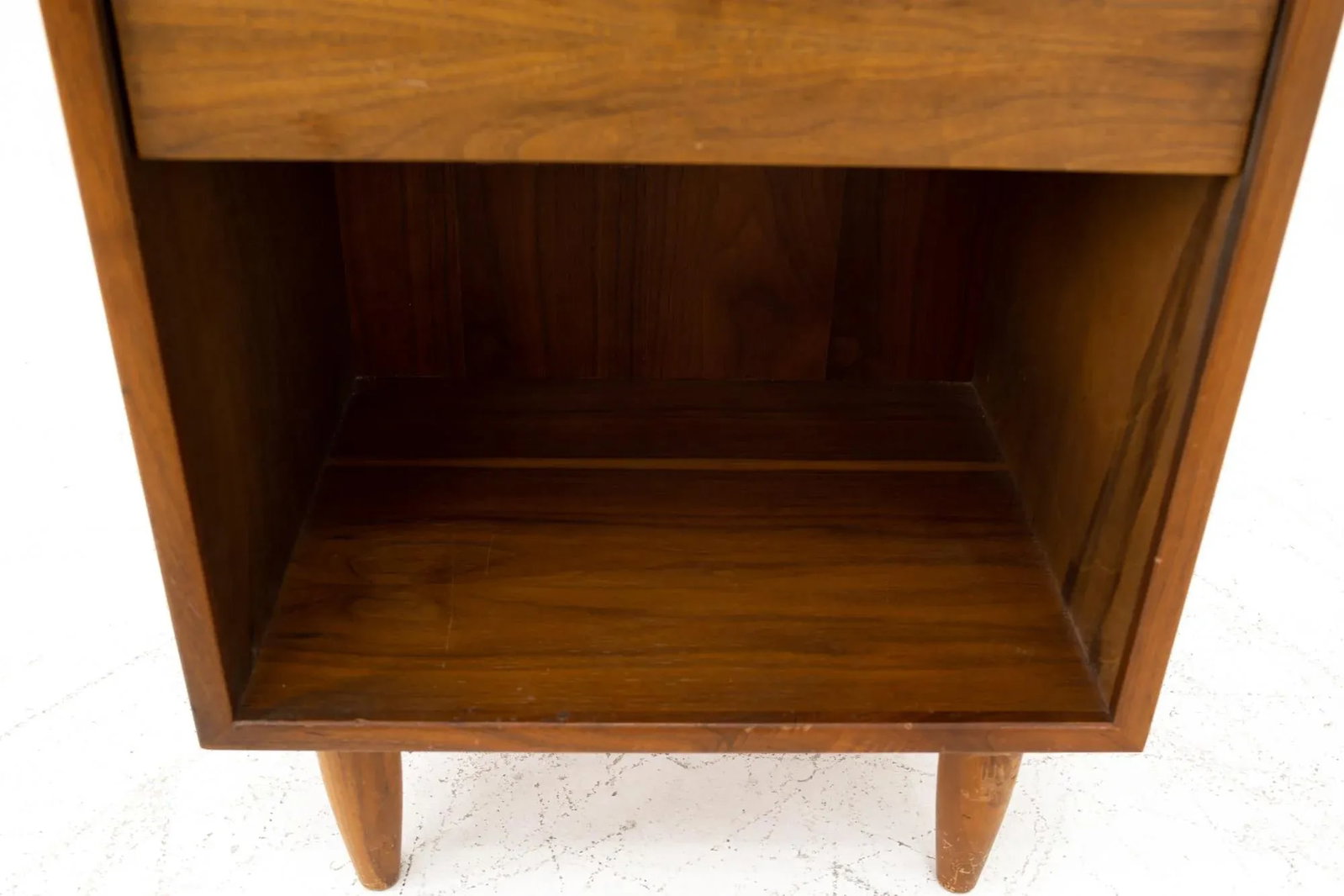 Glenn of California Style Mid Century Single Drawer Walnut Nightstand - 7