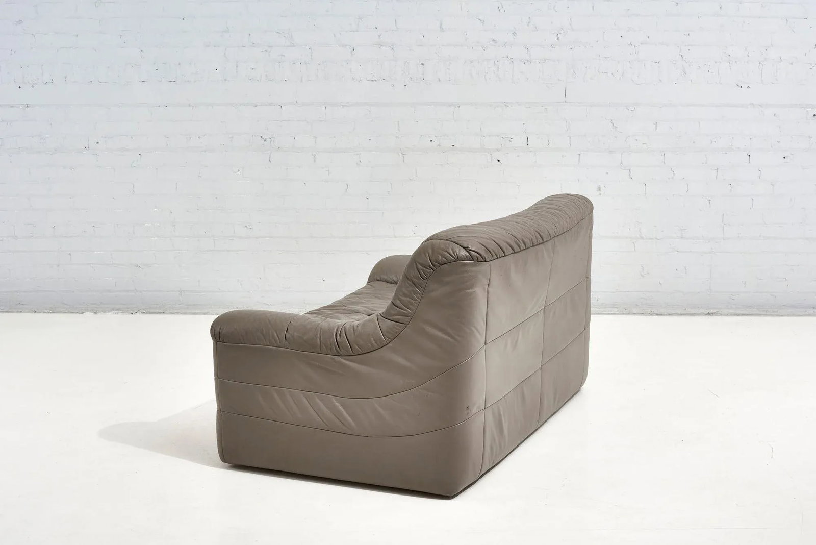 1970s Leather Settee - 4