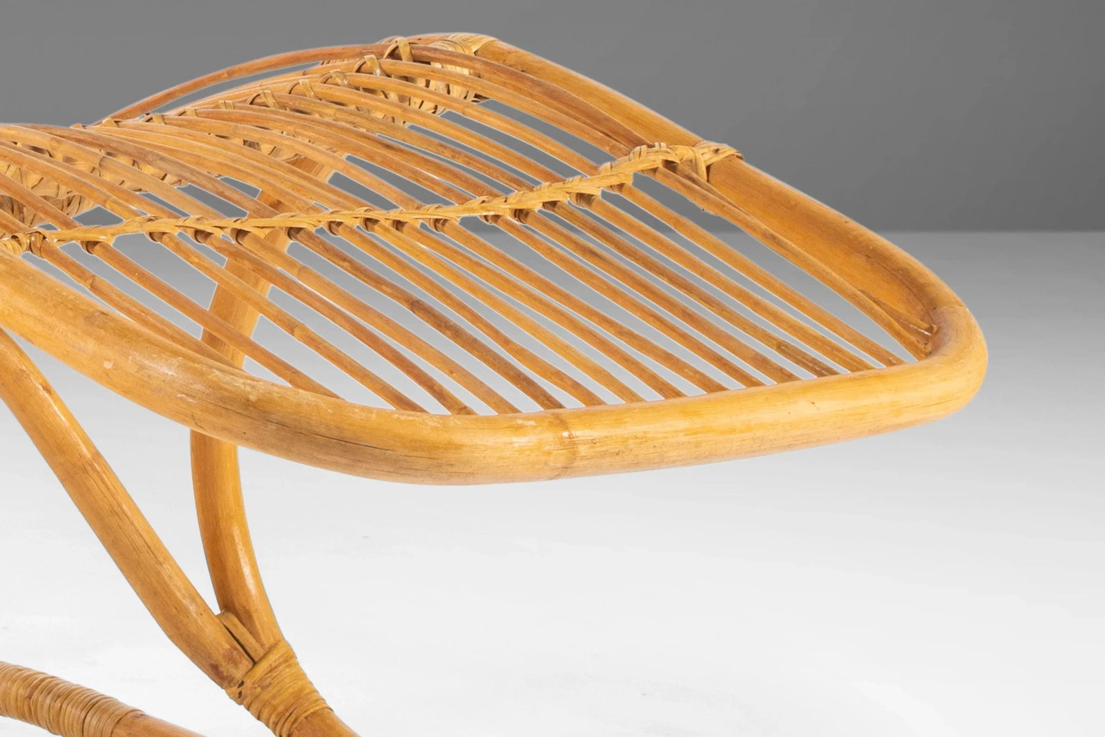 Rattan Chaise Lounge Attributed to Tito Agnoli for Pierantonio Bonacina, Italy, circa 1963 - 4