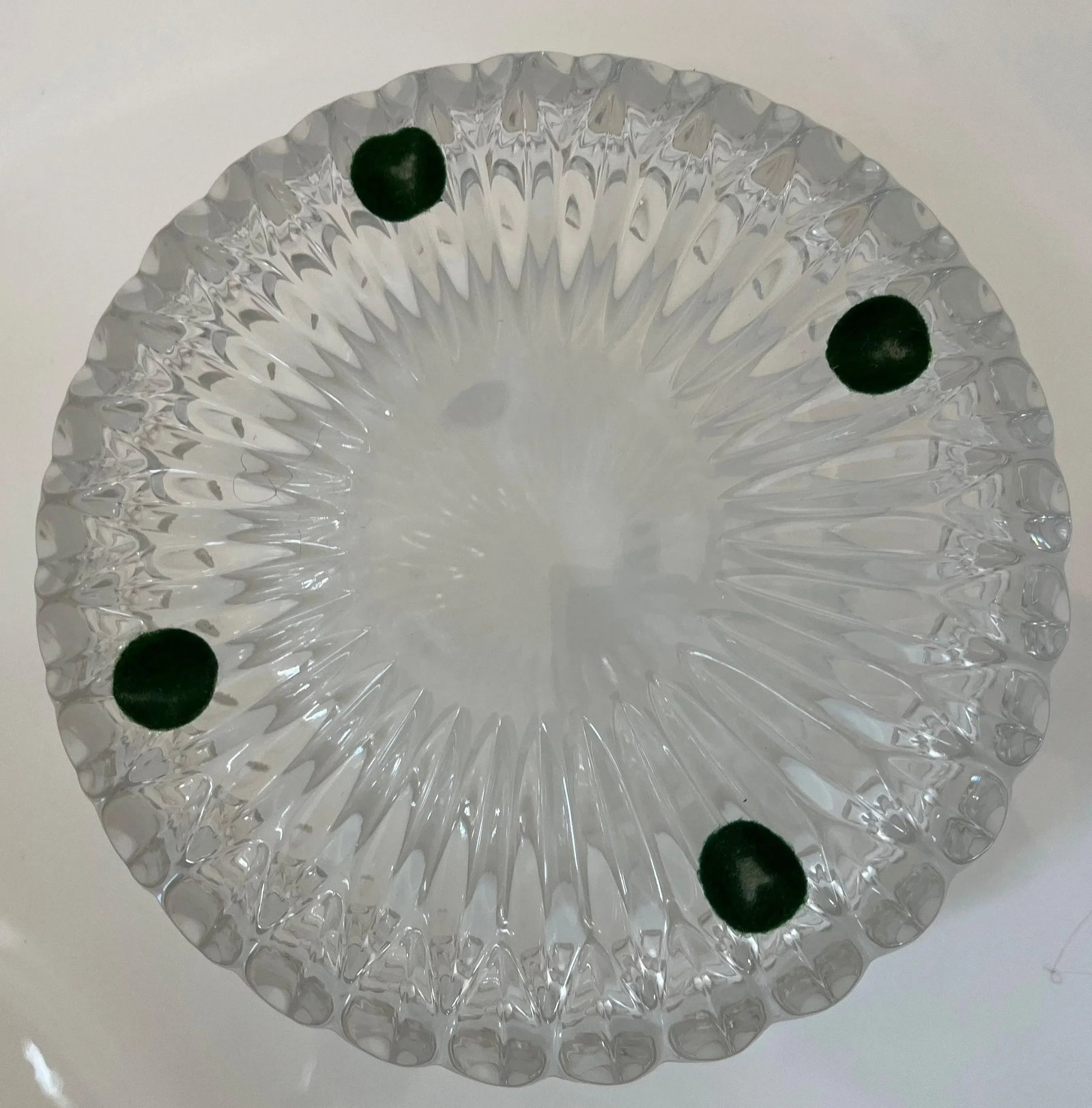 Late 20th Century Decorative Glass Serving Bowl - 3